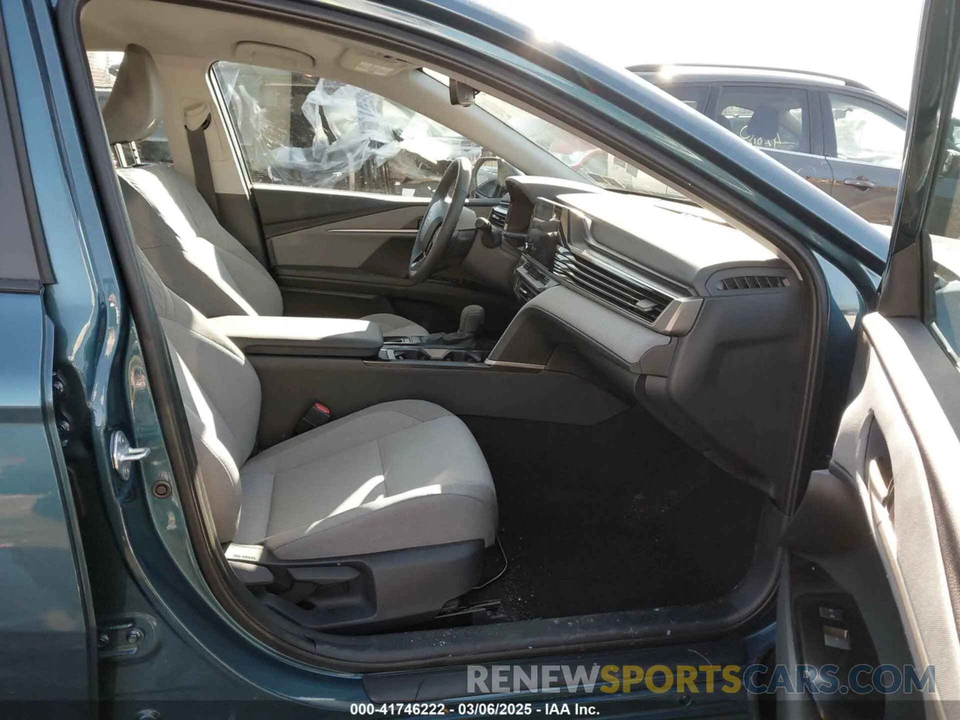 5 Photograph of a damaged car 4T1DAACK5SU068576 TOYOTA CAMRY 2025