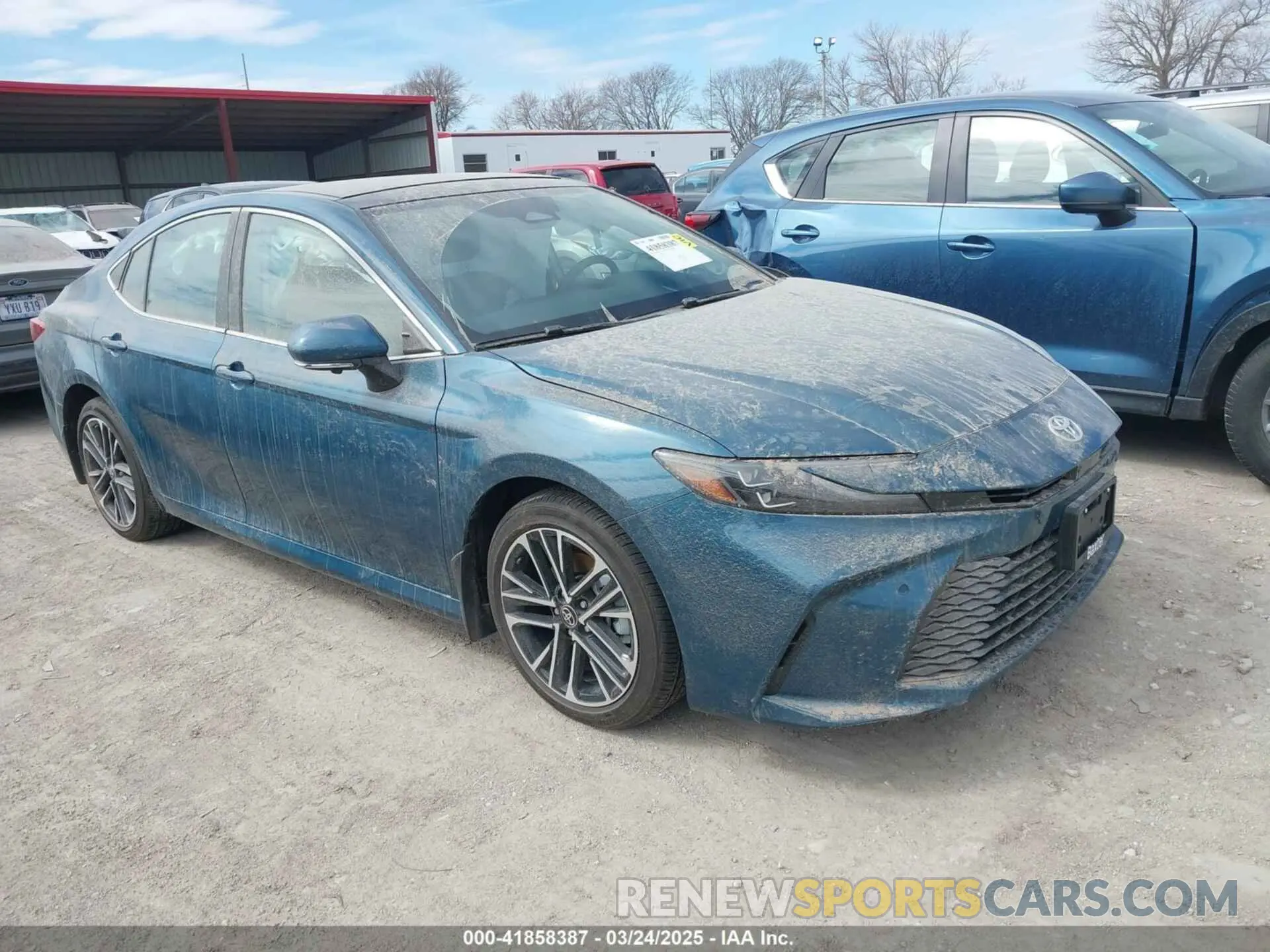 1 Photograph of a damaged car 4T1DAACK5SU073261 TOYOTA CAMRY 2025