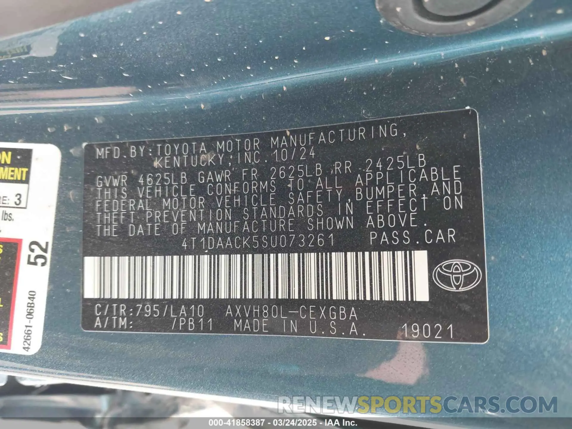9 Photograph of a damaged car 4T1DAACK5SU073261 TOYOTA CAMRY 2025