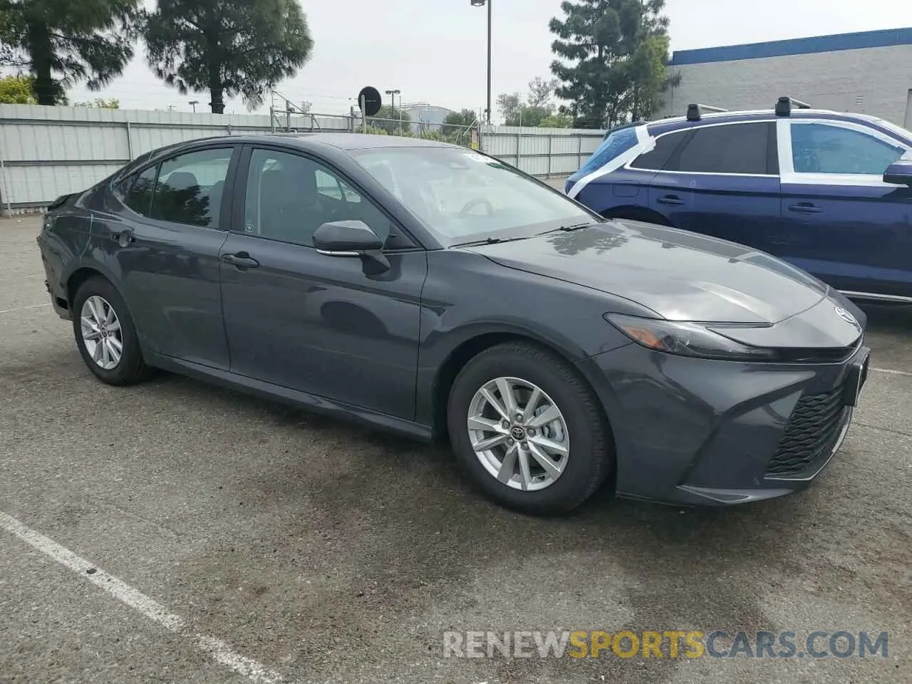 4 Photograph of a damaged car 4T1DAACK5SU109966 TOYOTA CAMRY 2025