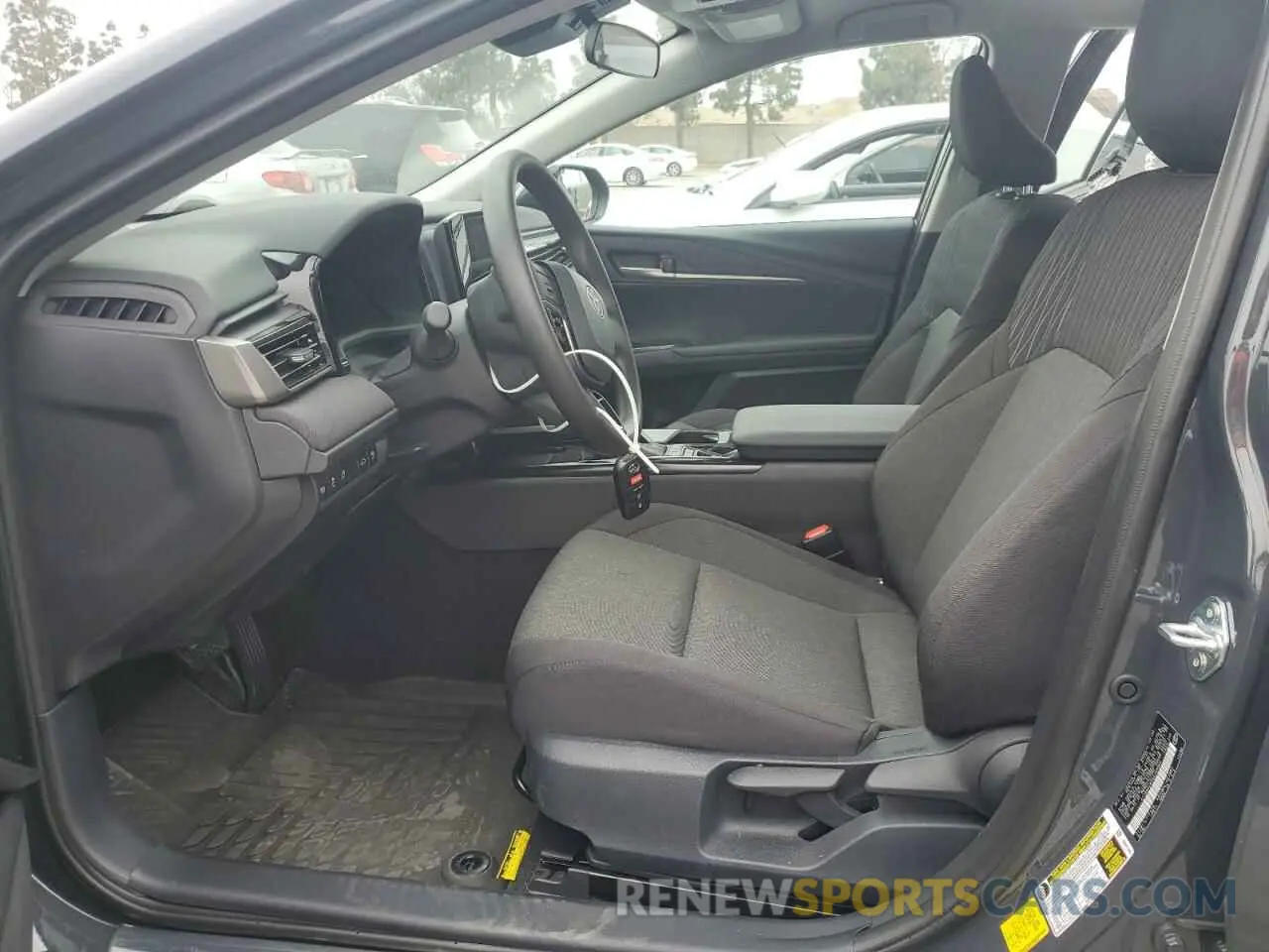 7 Photograph of a damaged car 4T1DAACK5SU109966 TOYOTA CAMRY 2025