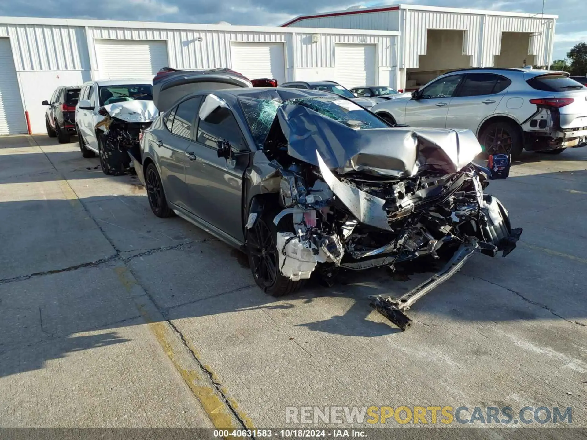 1 Photograph of a damaged car 4T1DAACK5SU501765 TOYOTA CAMRY 2025