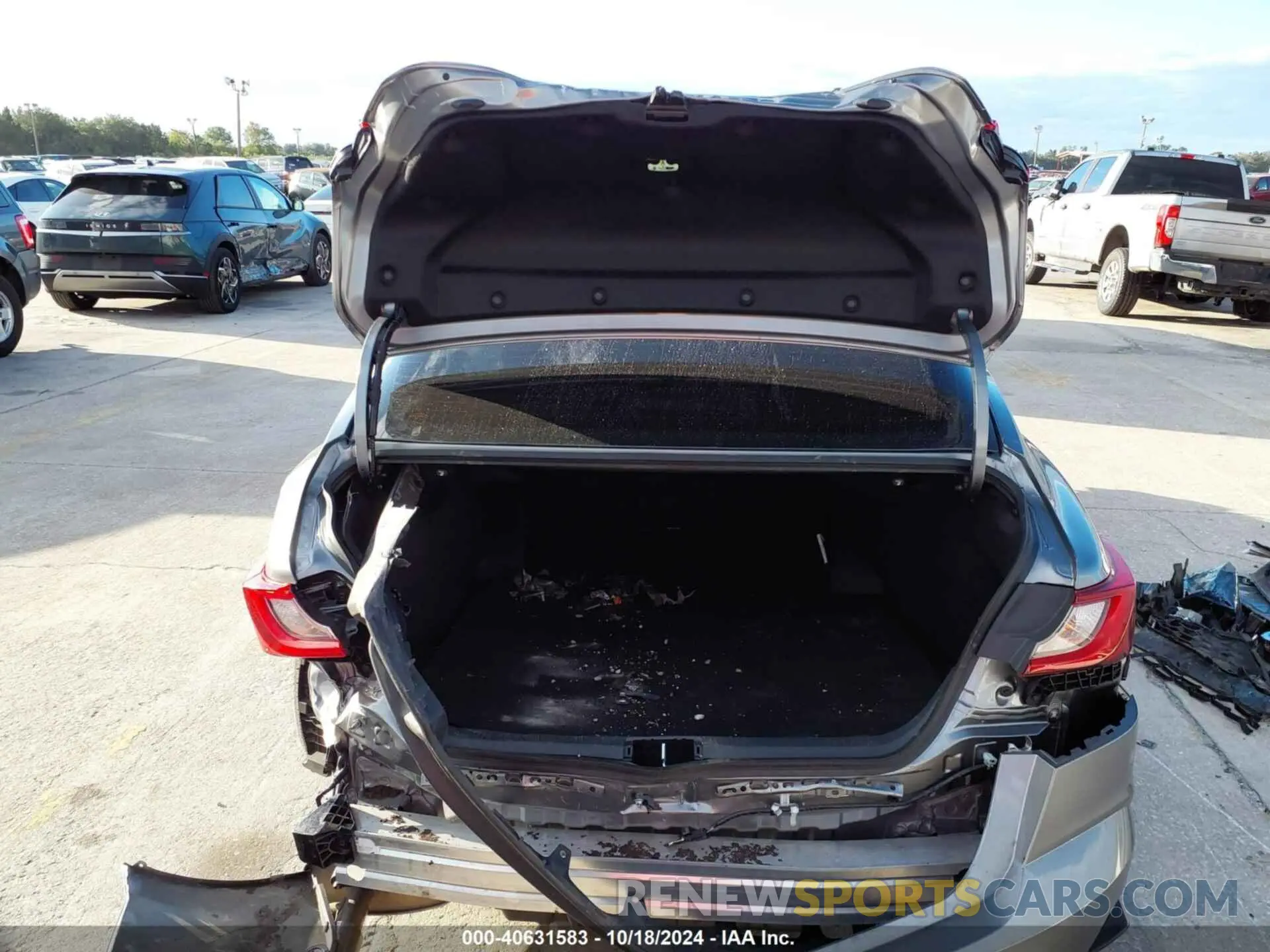 17 Photograph of a damaged car 4T1DAACK5SU501765 TOYOTA CAMRY 2025