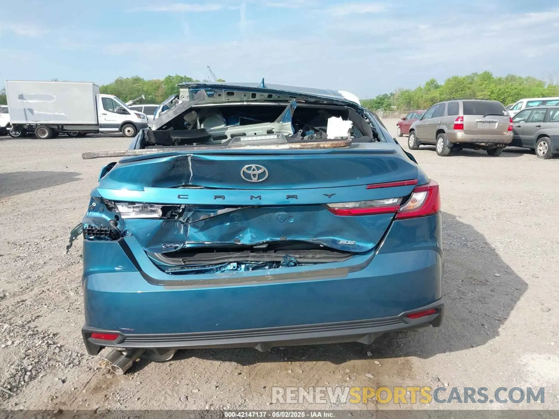 9 Photograph of a damaged car 4T1DAACK5SU506058 TOYOTA CAMRY 2025