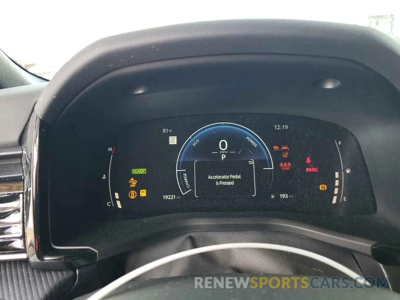 9 Фотография поврежденного автомобиля 4T1DAACK5SU507002 TOYOTA CAMRY 2025