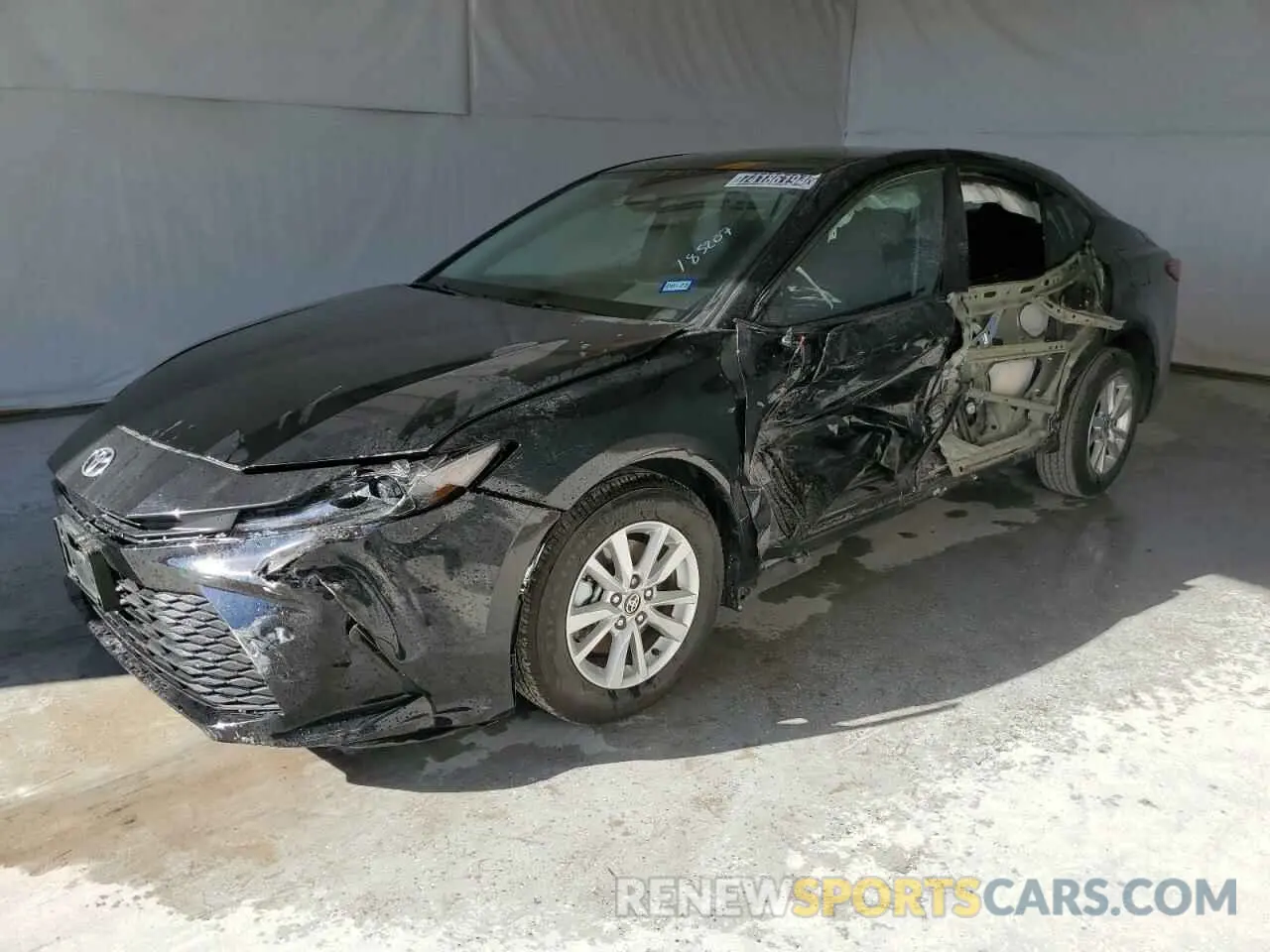 1 Photograph of a damaged car 4T1DAACK5SU518260 TOYOTA CAMRY 2025