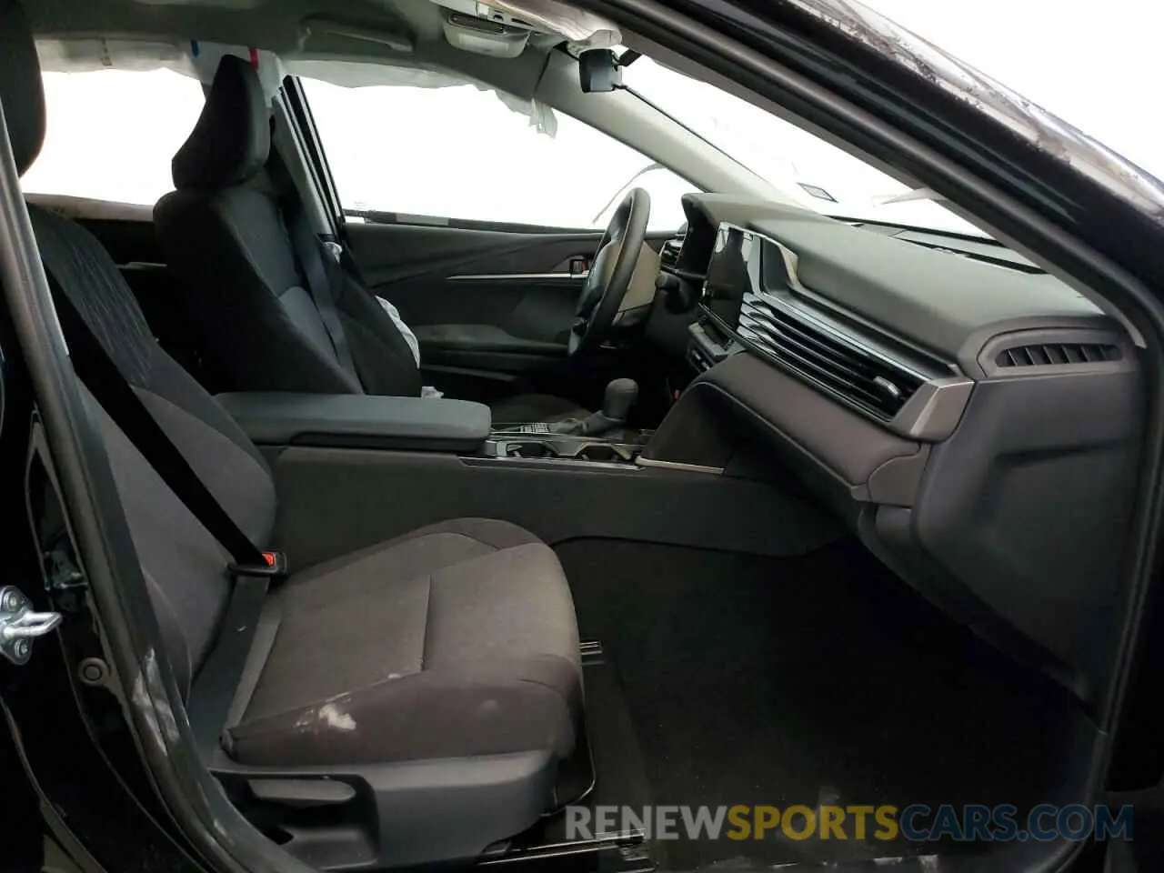 7 Photograph of a damaged car 4T1DAACK5SU518260 TOYOTA CAMRY 2025