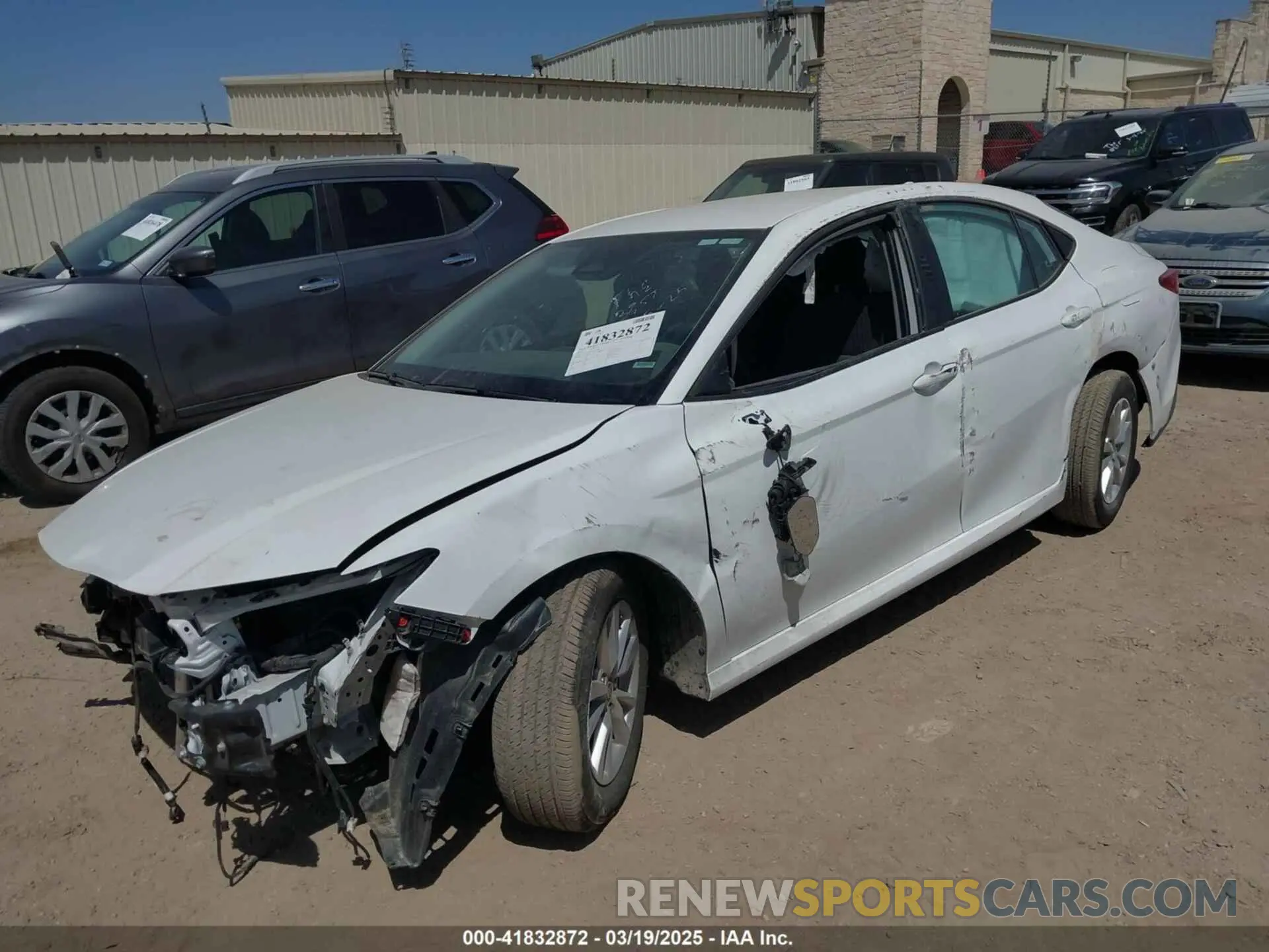 12 Фотография поврежденного автомобиля 4T1DAACK5SU522812 TOYOTA CAMRY 2025