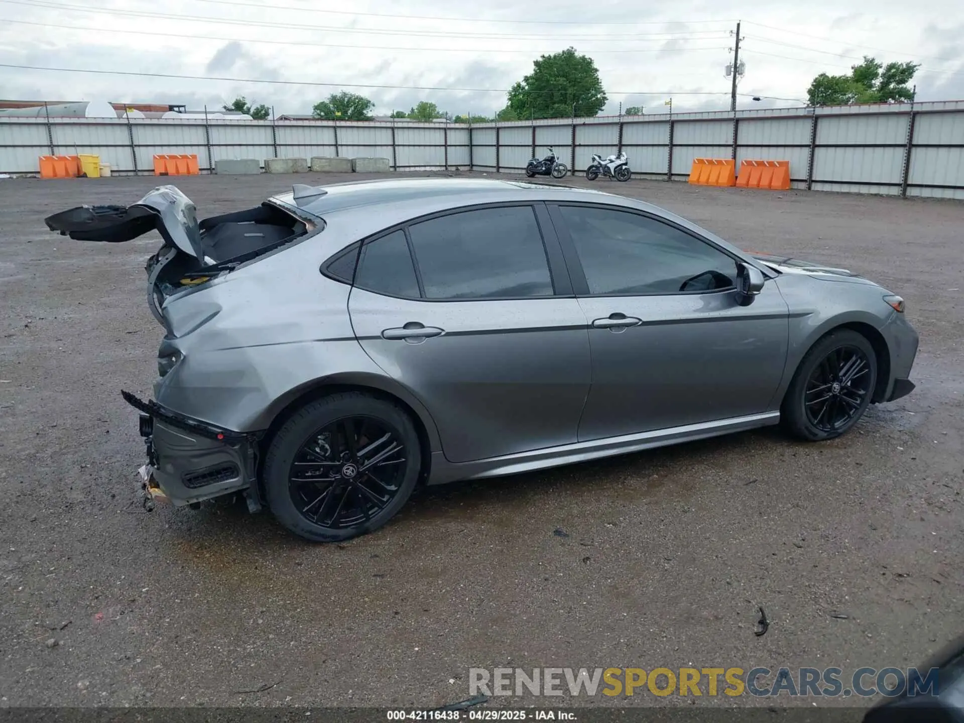 14 Фотография поврежденного автомобиля 4T1DAACK5SU527380 TOYOTA CAMRY 2025
