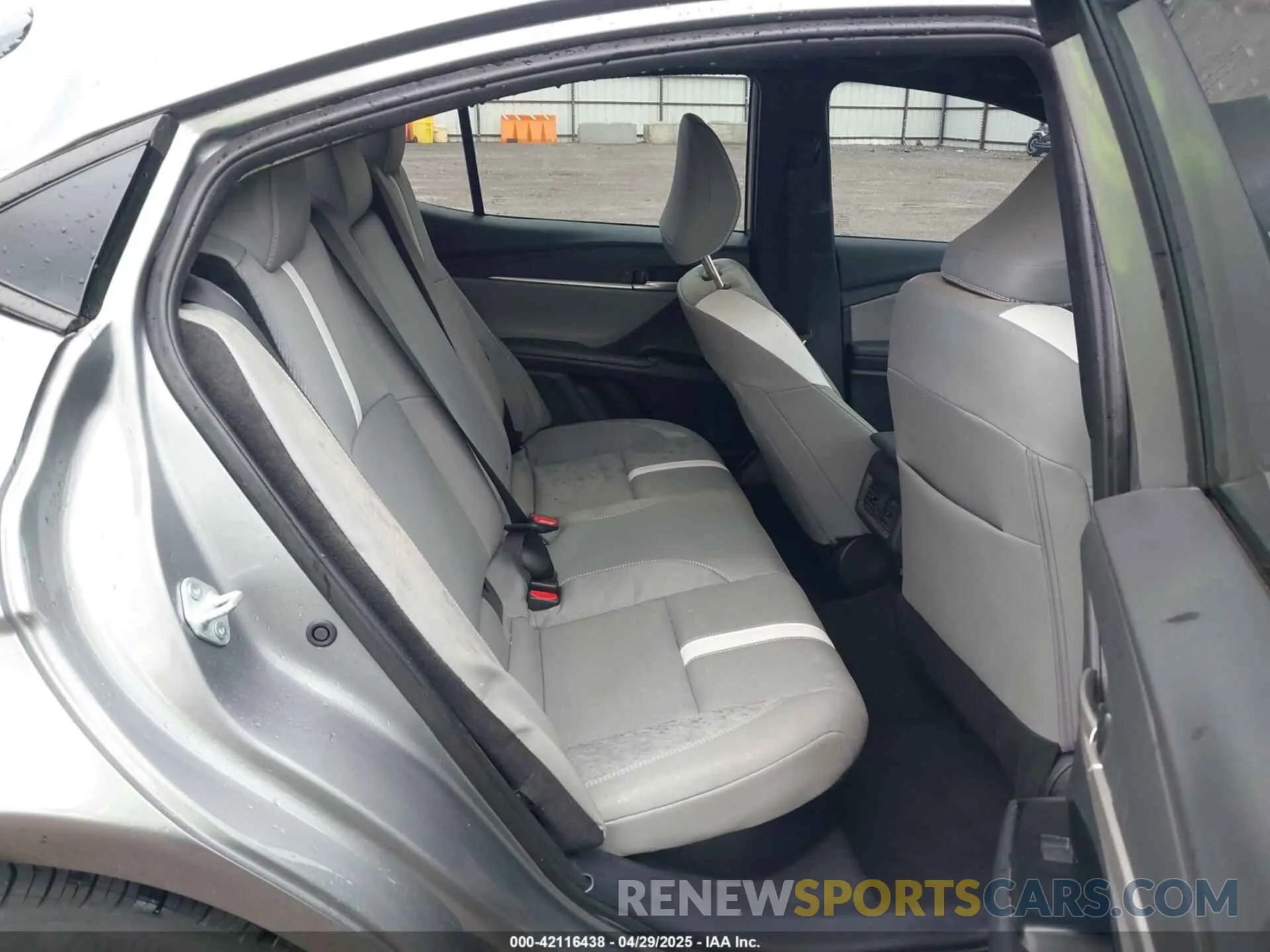 8 Фотография поврежденного автомобиля 4T1DAACK5SU527380 TOYOTA CAMRY 2025