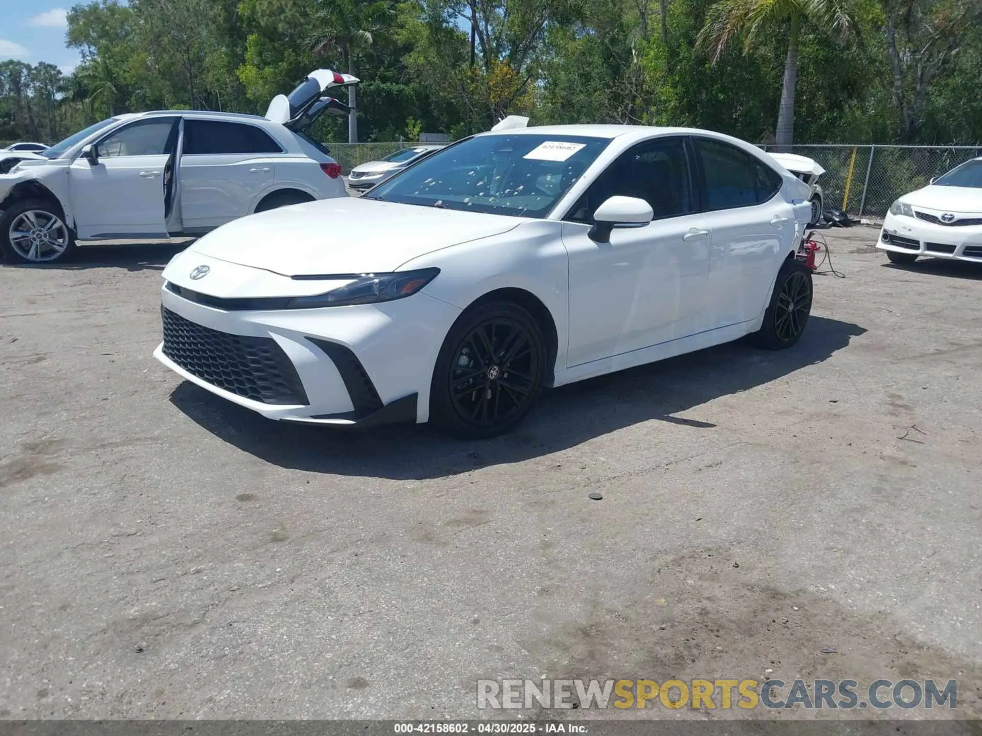 2 Photograph of a damaged car 4T1DAACK5SU534295 TOYOTA CAMRY 2025