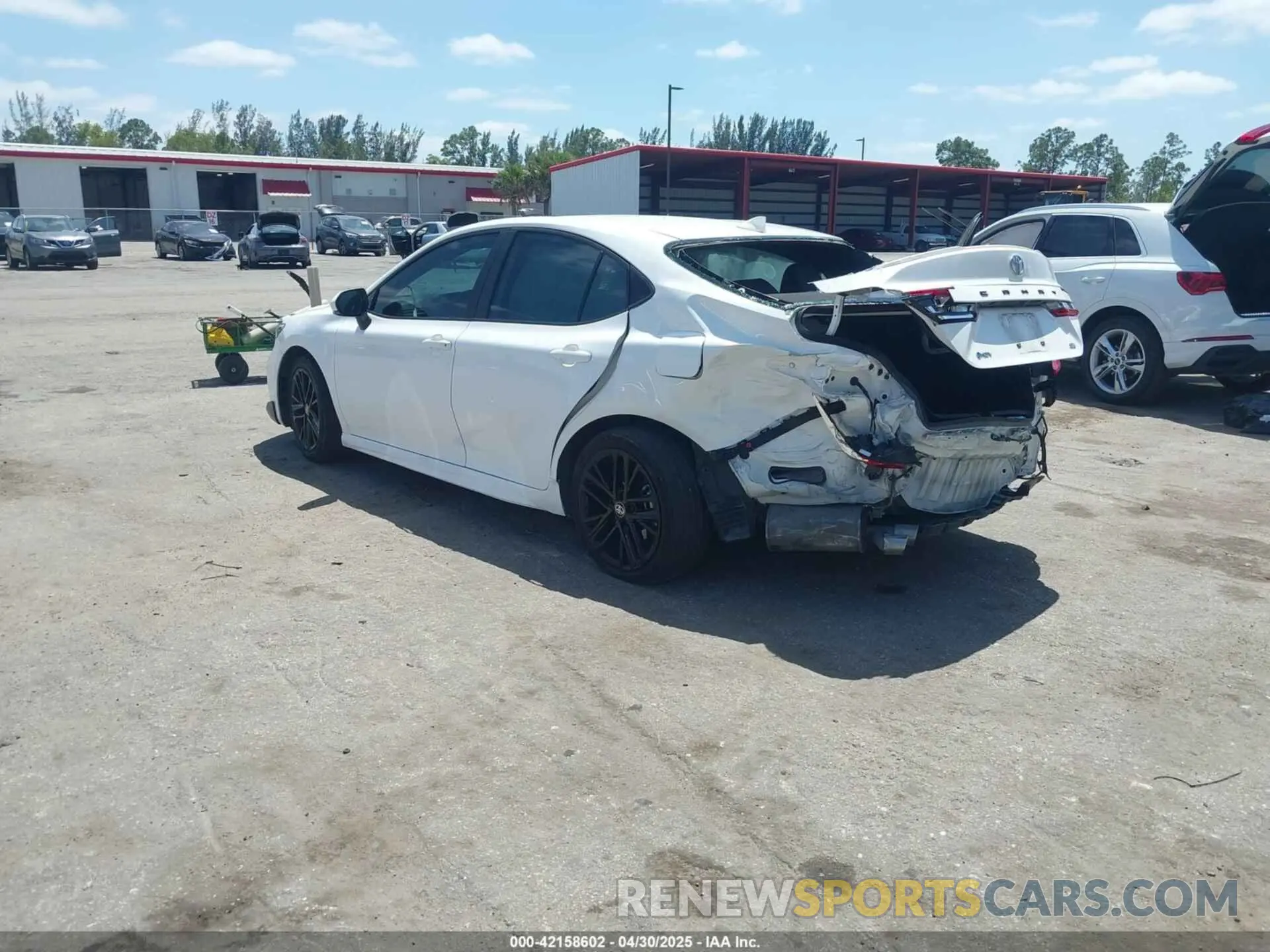 3 Photograph of a damaged car 4T1DAACK5SU534295 TOYOTA CAMRY 2025