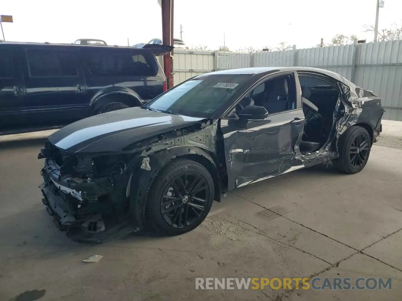 1 Photograph of a damaged car 4T1DAACK5SU539660 TOYOTA CAMRY 2025