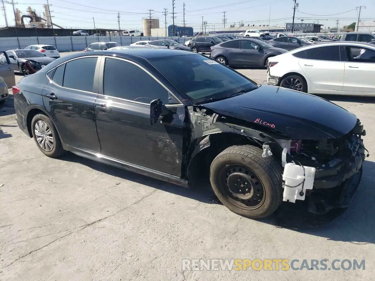 4 Photograph of a damaged car 4T1DAACK5SU559410 TOYOTA CAMRY 2025