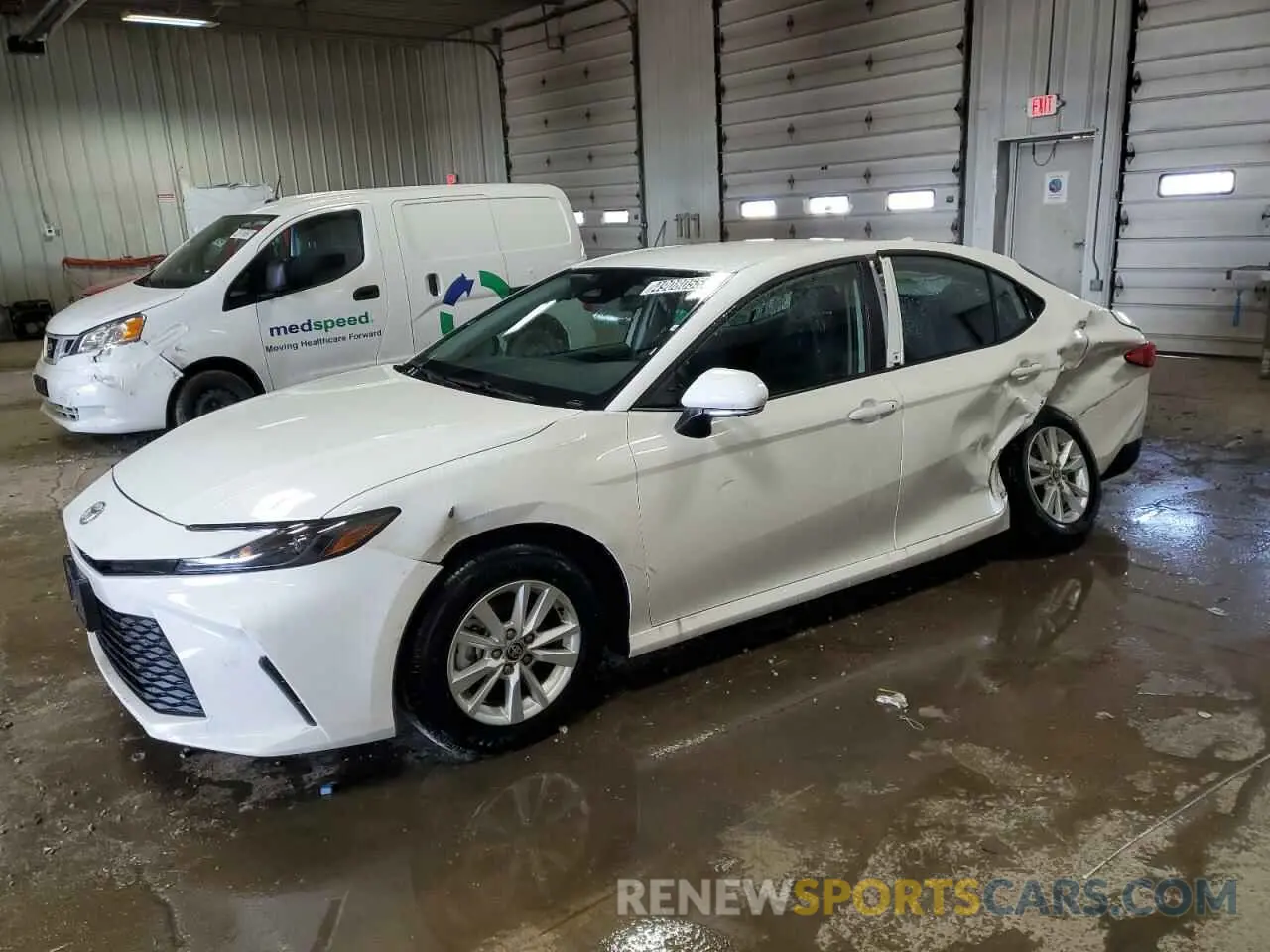 1 Photograph of a damaged car 4T1DAACK5SU572948 TOYOTA CAMRY 2025