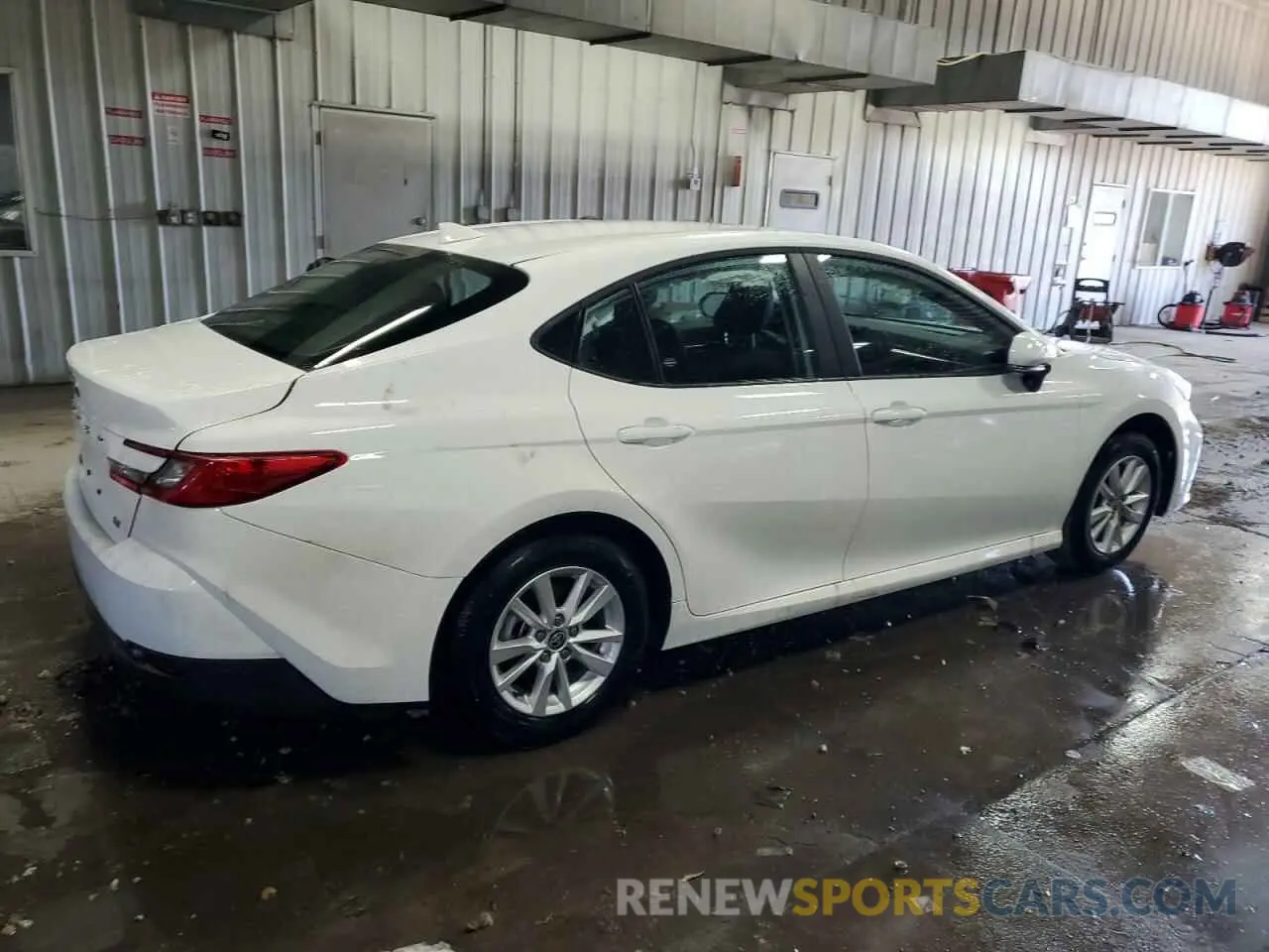 3 Photograph of a damaged car 4T1DAACK5SU572948 TOYOTA CAMRY 2025