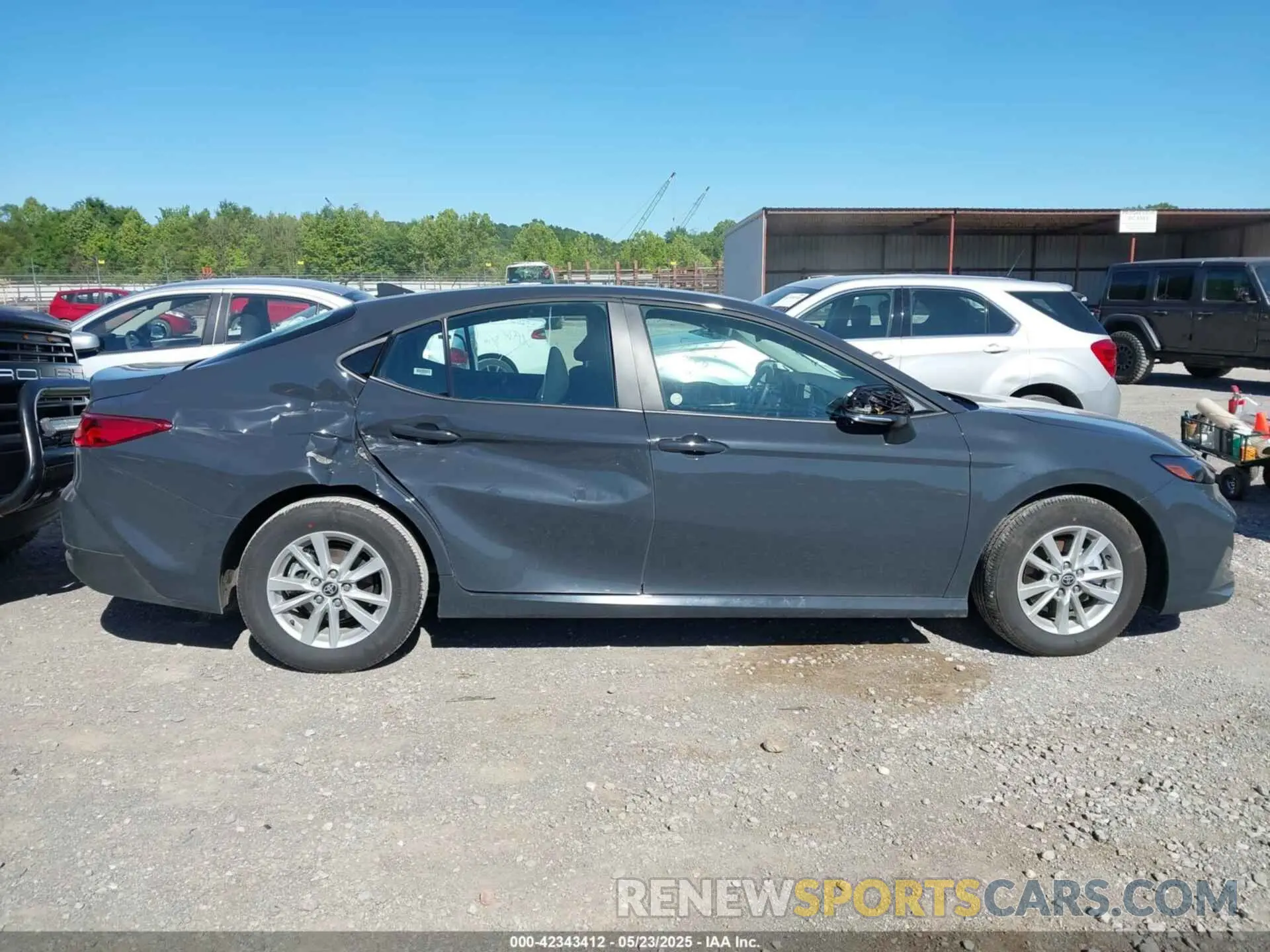 13 Photograph of a damaged car 4T1DAACK5SU586980 TOYOTA CAMRY 2025