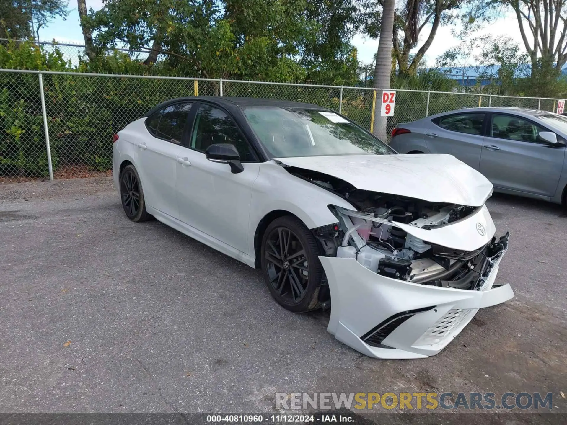 1 Photograph of a damaged car 4T1DAACK6SU006233 TOYOTA CAMRY 2025