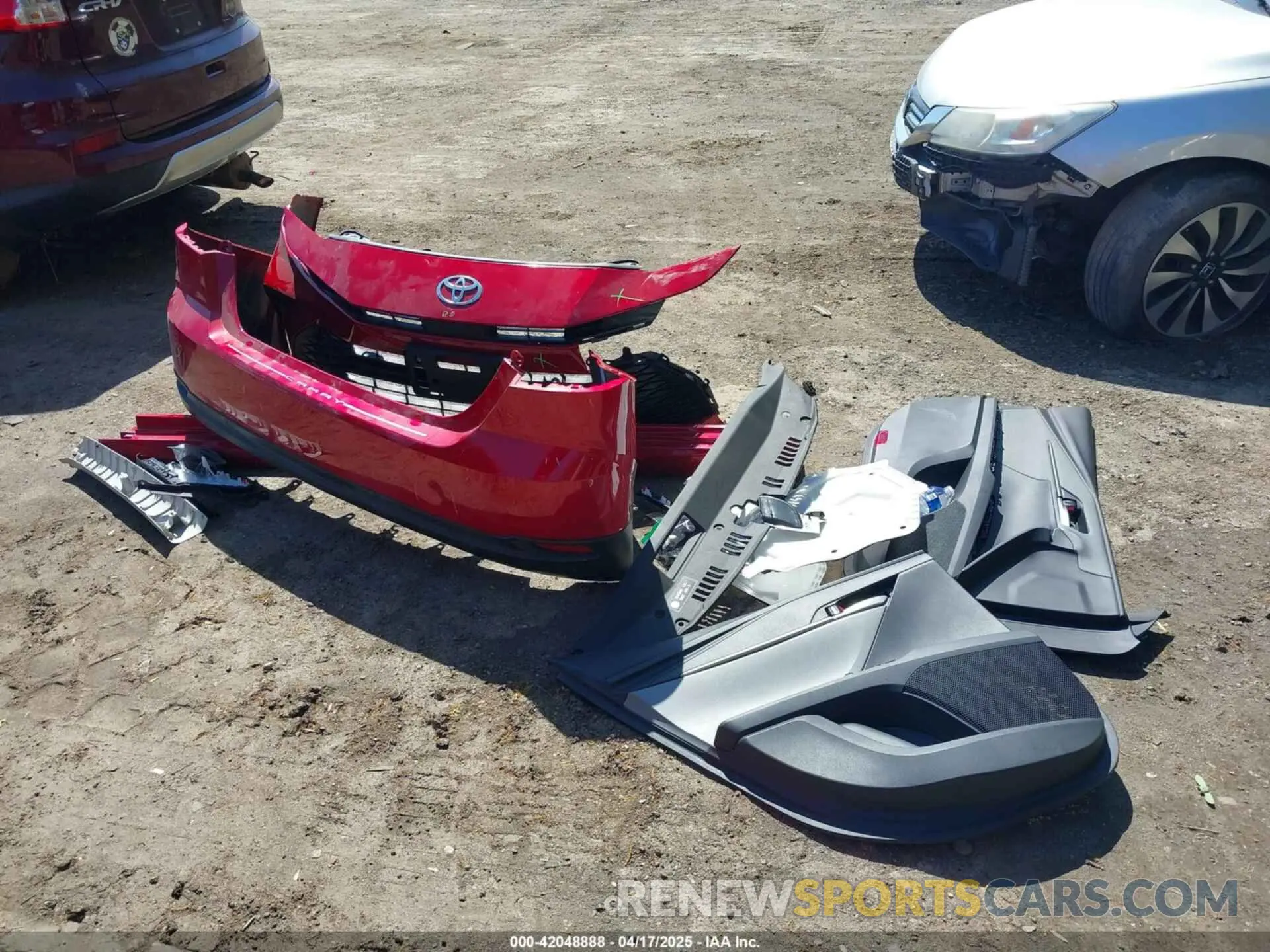 12 Фотография поврежденного автомобиля 4T1DAACK6SU031469 TOYOTA CAMRY 2025