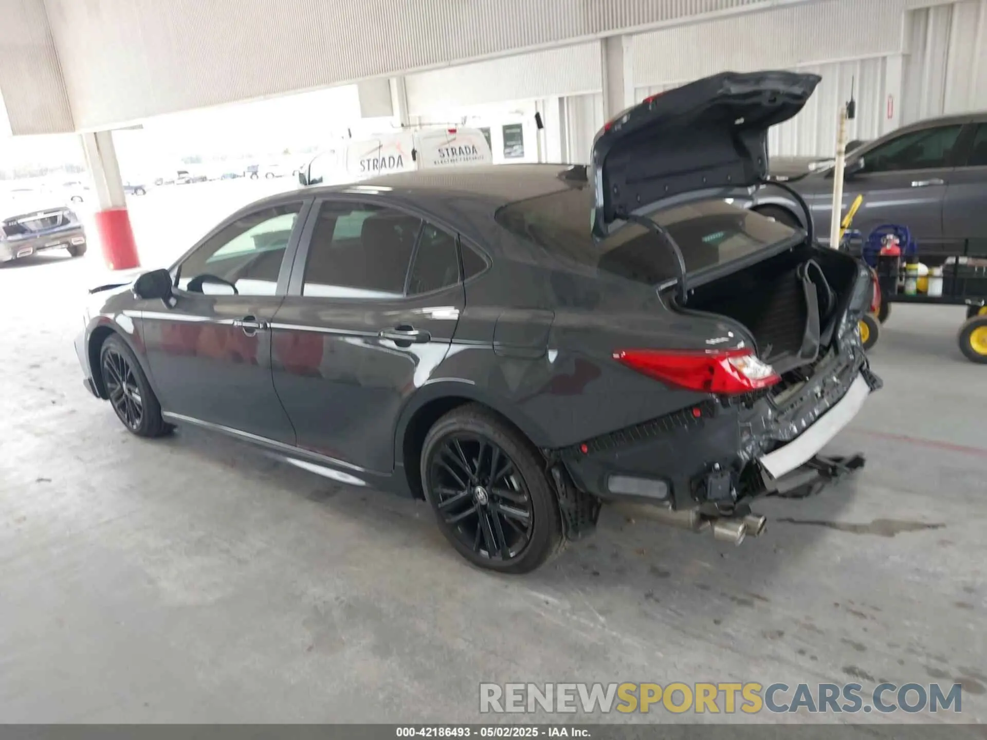 15 Photograph of a damaged car 4T1DAACK6SU057540 TOYOTA CAMRY 2025