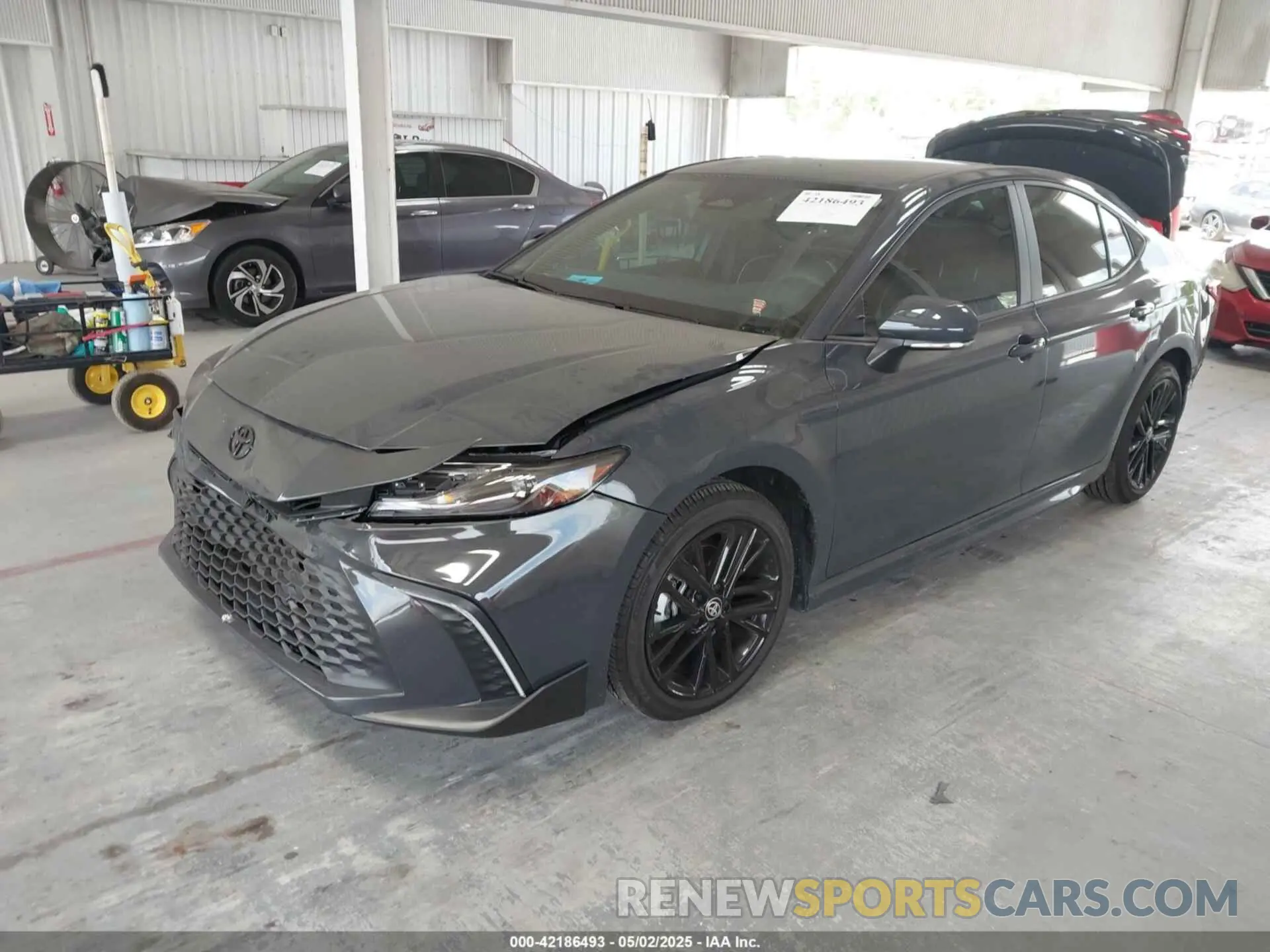 2 Photograph of a damaged car 4T1DAACK6SU057540 TOYOTA CAMRY 2025