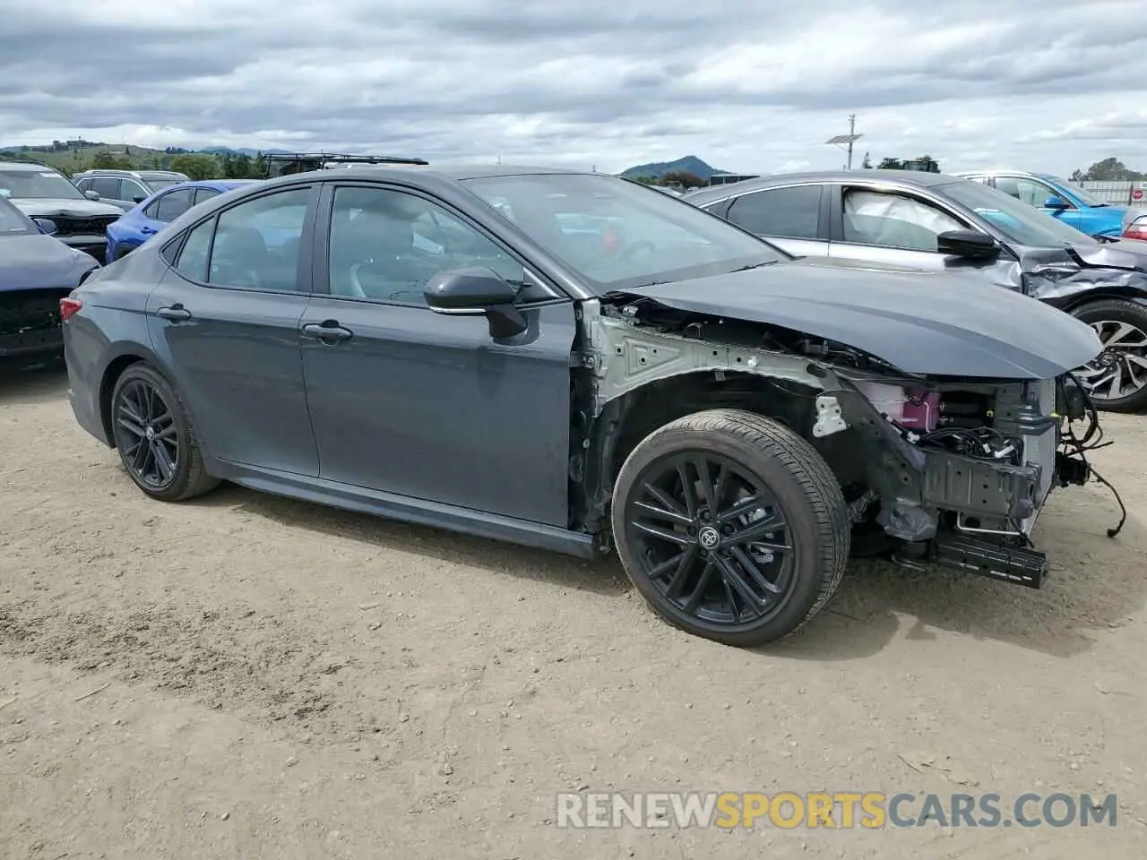 4 Photograph of a damaged car 4T1DAACK6SU064052 TOYOTA CAMRY 2025