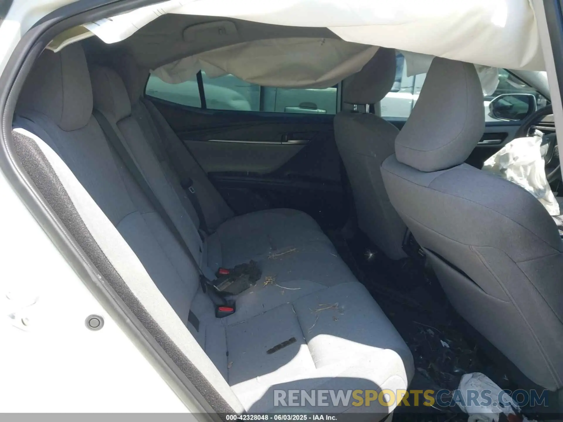 8 Photograph of a damaged car 4T1DAACK6SU064682 TOYOTA CAMRY 2025
