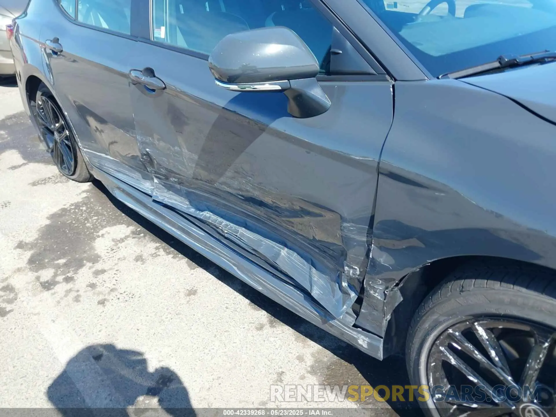 6 Фотография поврежденного автомобиля 4T1DAACK6SU067842 TOYOTA CAMRY 2025