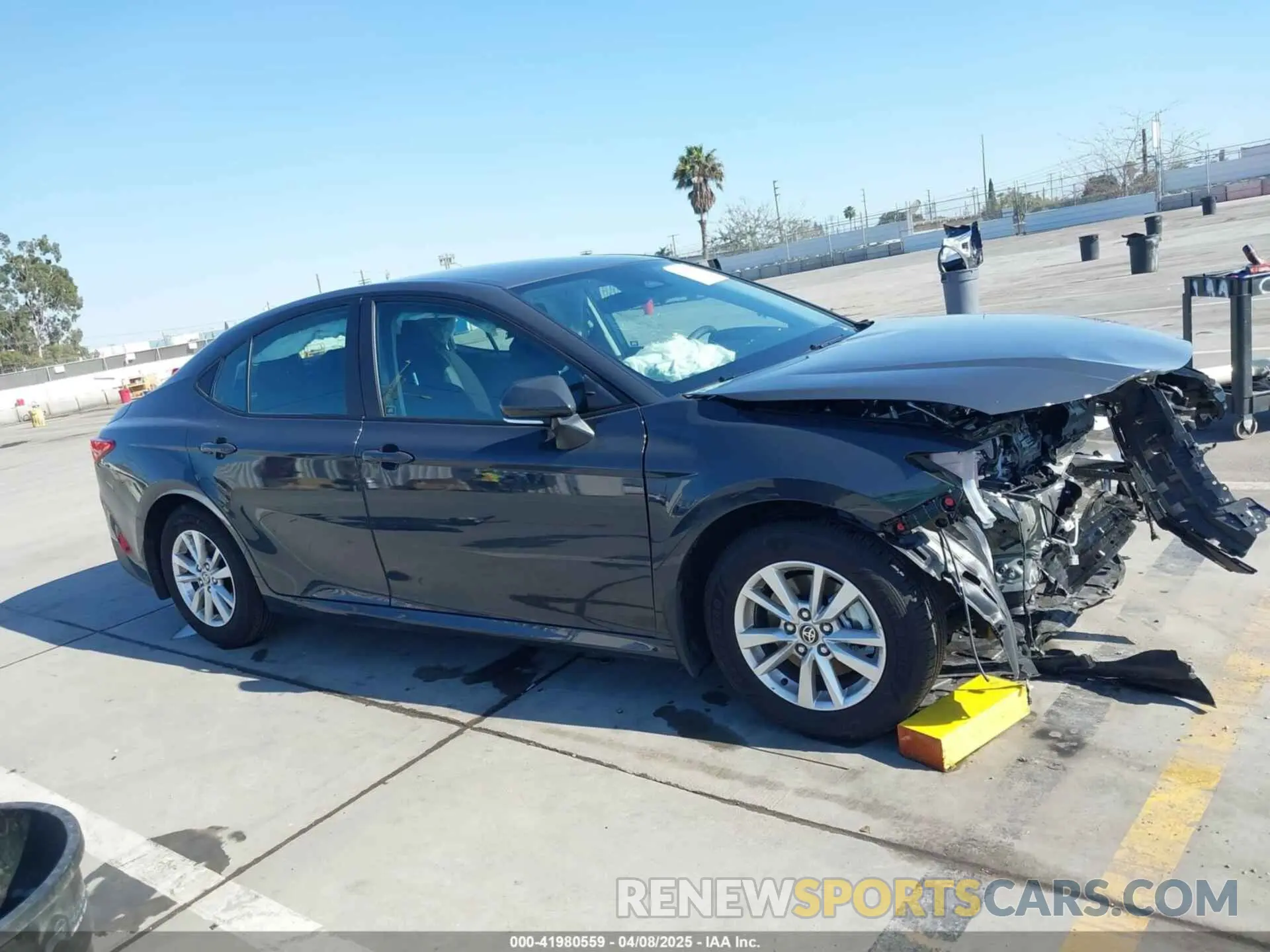 14 Фотография поврежденного автомобиля 4T1DAACK6SU077786 TOYOTA CAMRY 2025