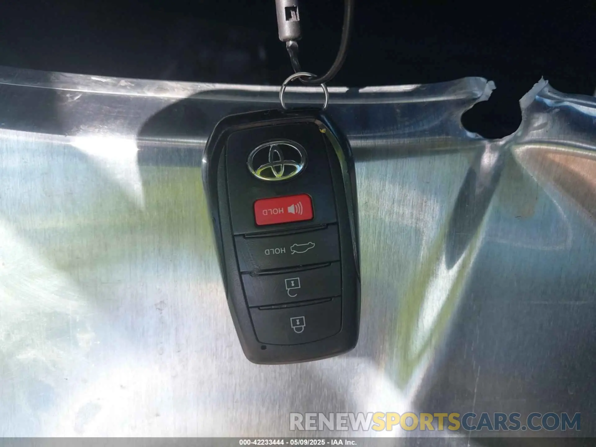 11 Photograph of a damaged car 4T1DAACK6SU082583 TOYOTA CAMRY 2025