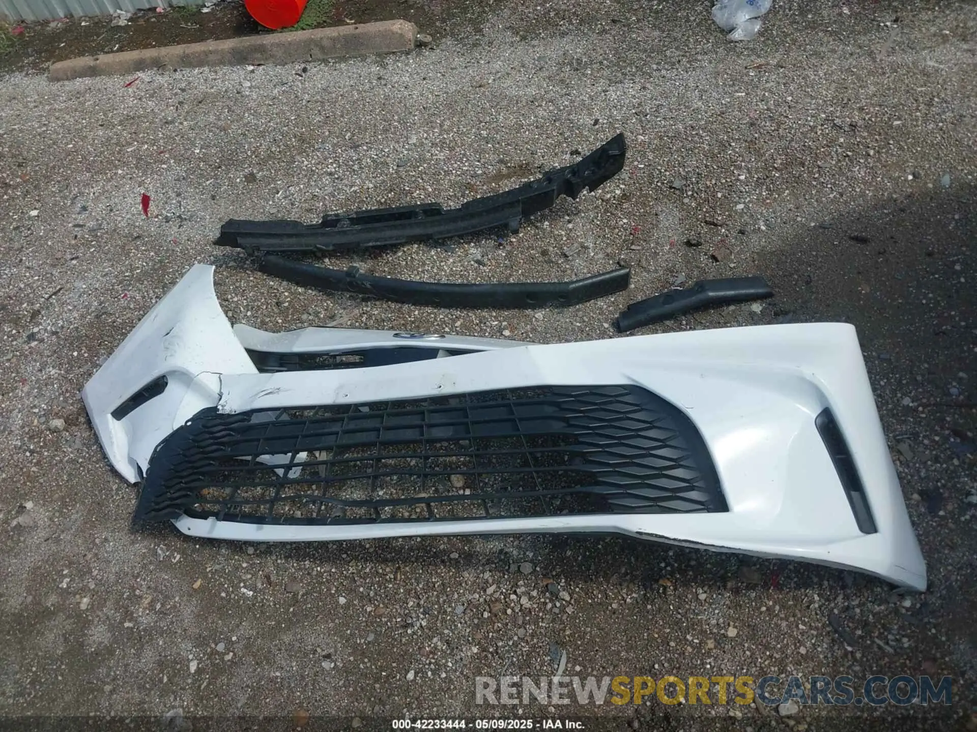 12 Photograph of a damaged car 4T1DAACK6SU082583 TOYOTA CAMRY 2025