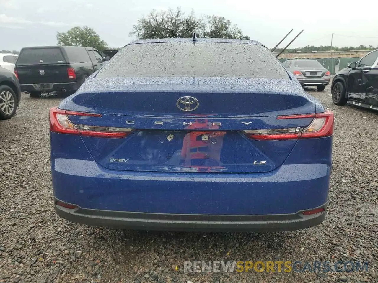 6 Фотография поврежденного автомобиля 4T1DAACK6SU113136 TOYOTA CAMRY 2025