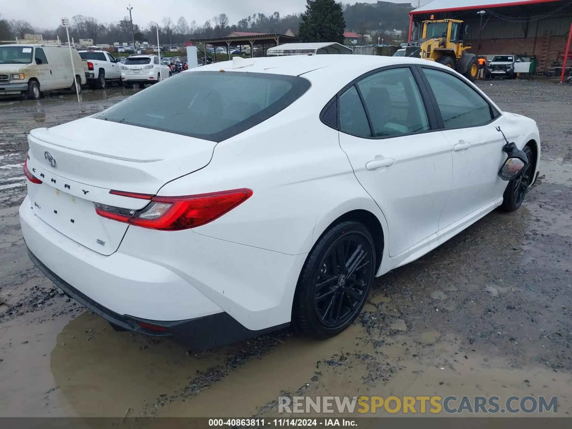4 Фотография поврежденного автомобиля 4T1DAACK6SU521667 TOYOTA CAMRY 2025