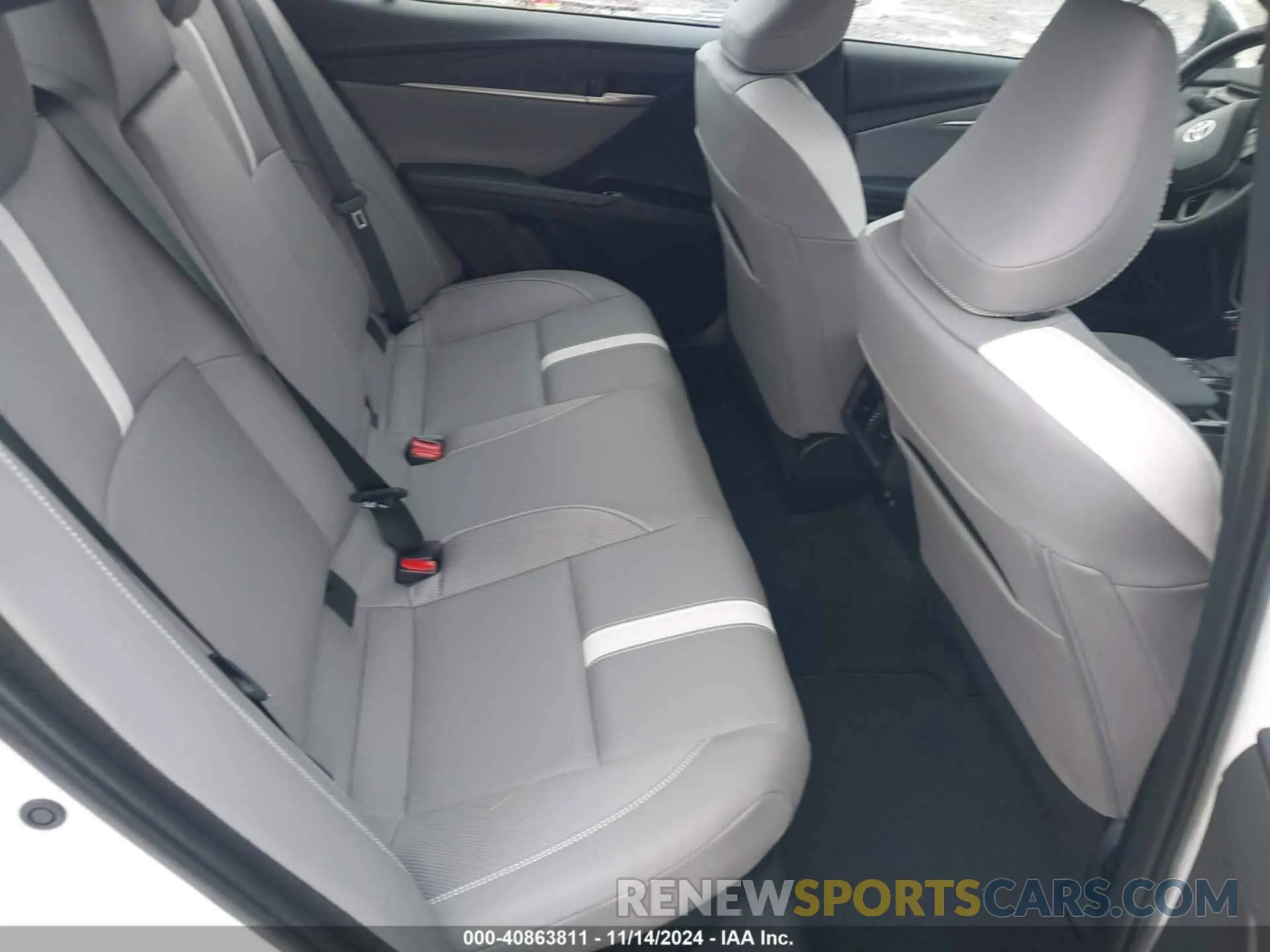 8 Фотография поврежденного автомобиля 4T1DAACK6SU521667 TOYOTA CAMRY 2025