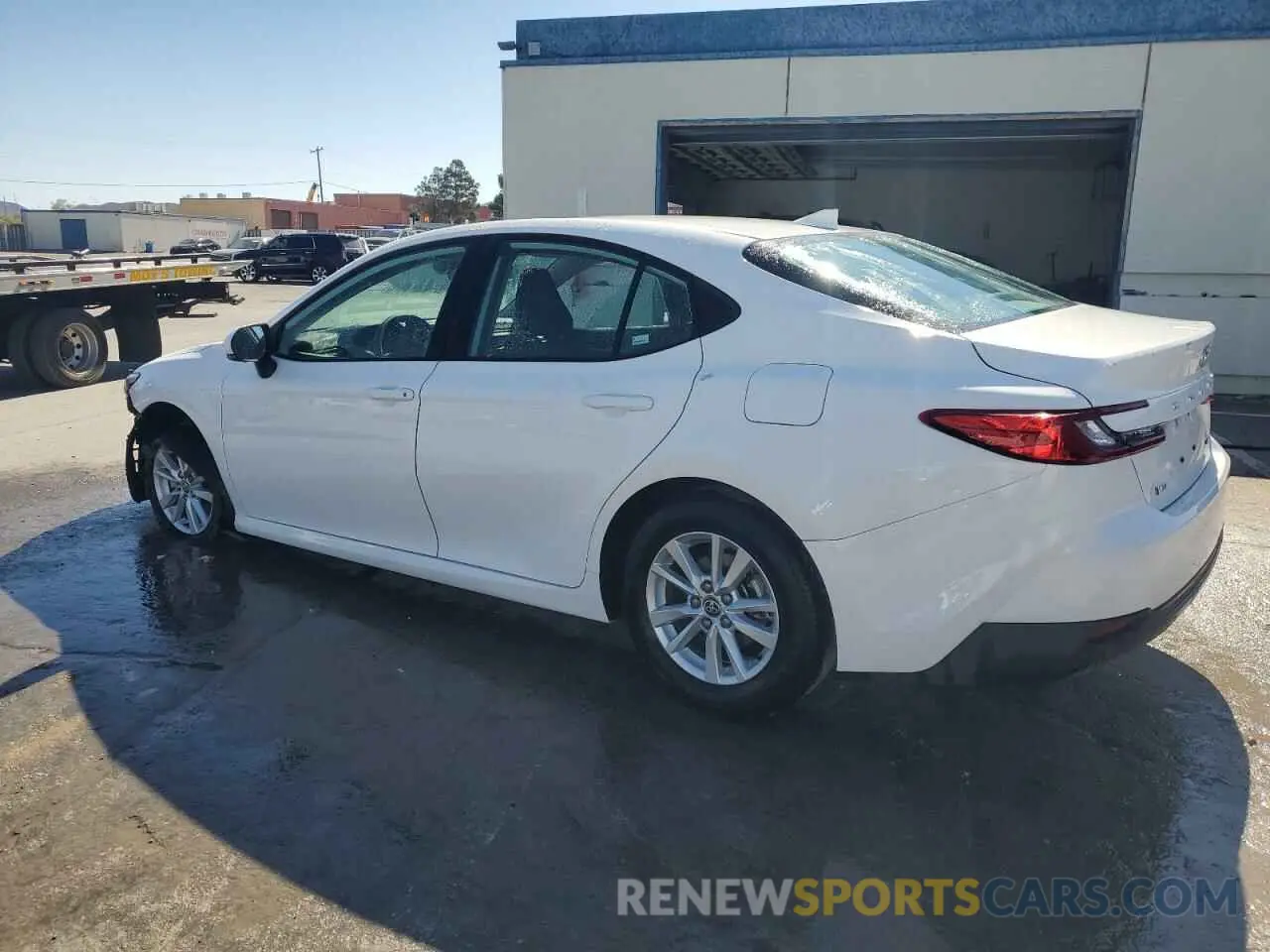 2 Фотография поврежденного автомобиля 4T1DAACK6SU525038 TOYOTA CAMRY 2025