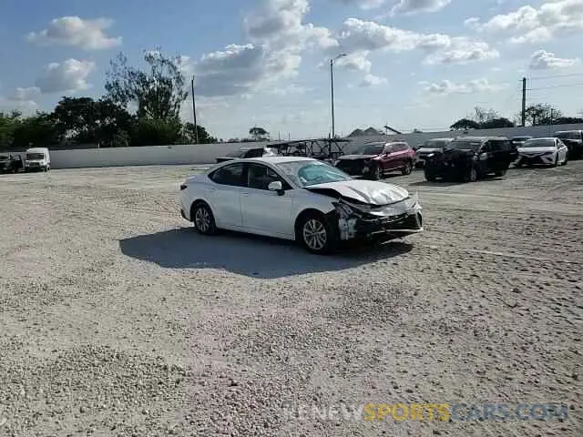 11 Photograph of a damaged car 4T1DAACK6SU537173 TOYOTA CAMRY 2025