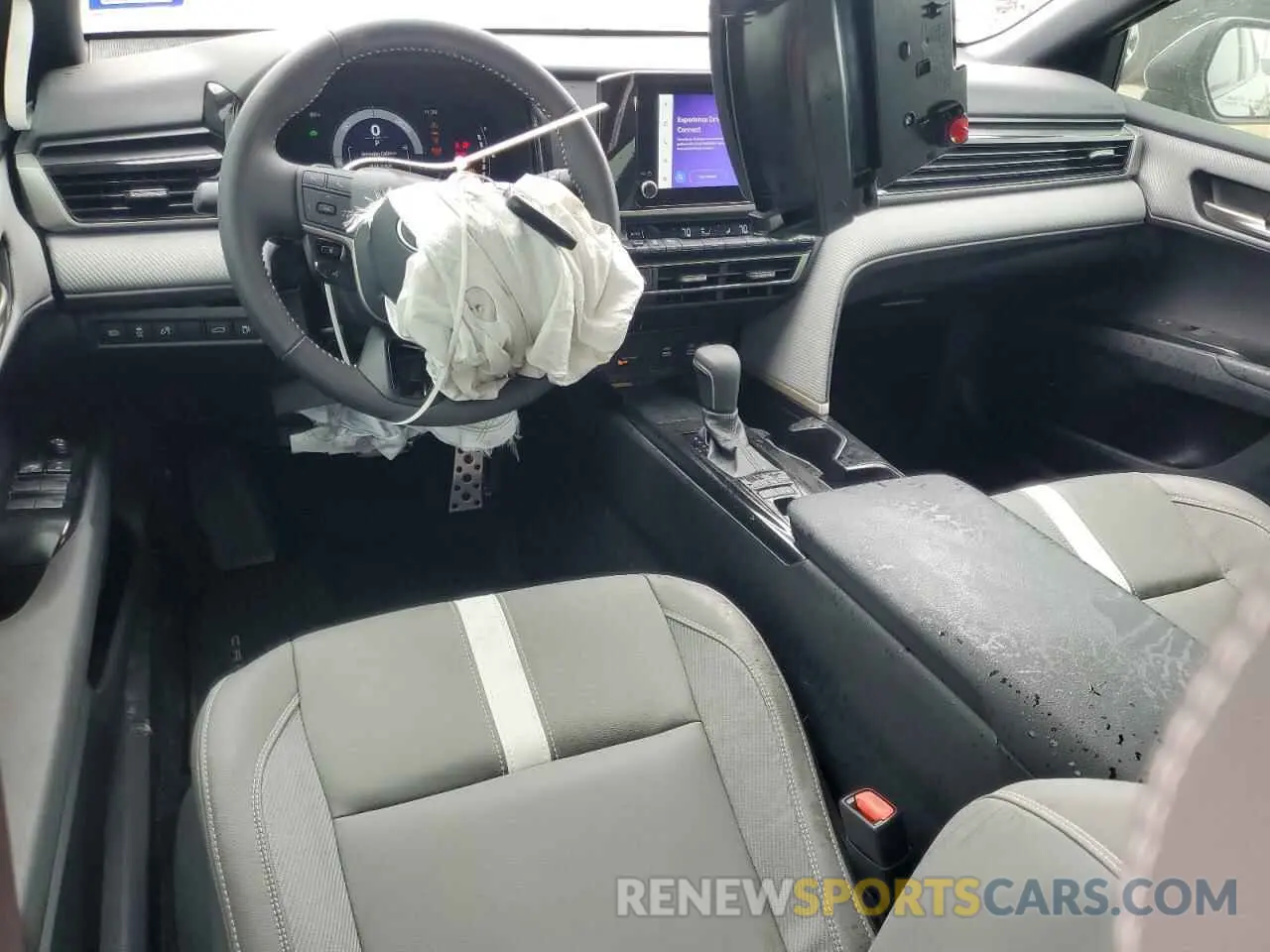 8 Photograph of a damaged car 4T1DAACK6SU551736 TOYOTA CAMRY 2025