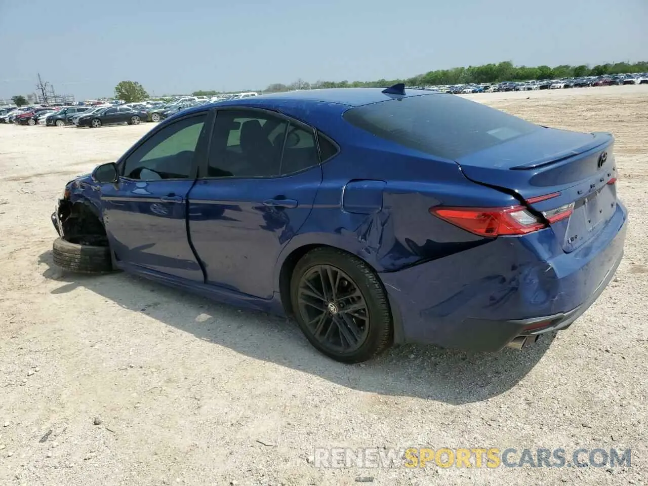 2 Фотография поврежденного автомобиля 4T1DAACK7SU018052 TOYOTA CAMRY 2025