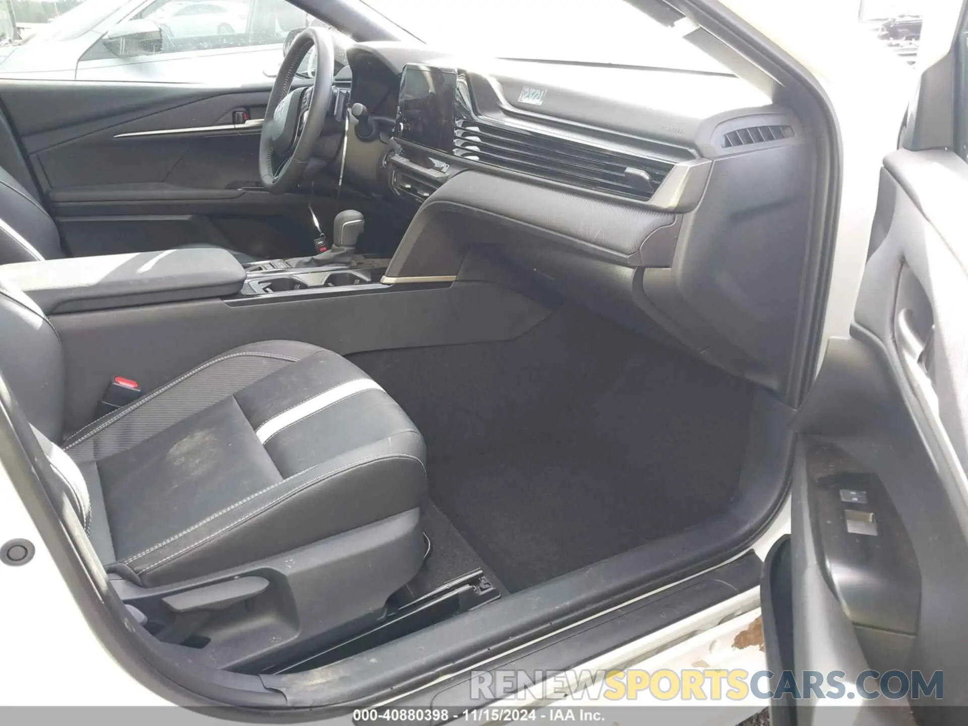5 Фотография поврежденного автомобиля 4T1DAACK7SU030699 TOYOTA CAMRY 2025