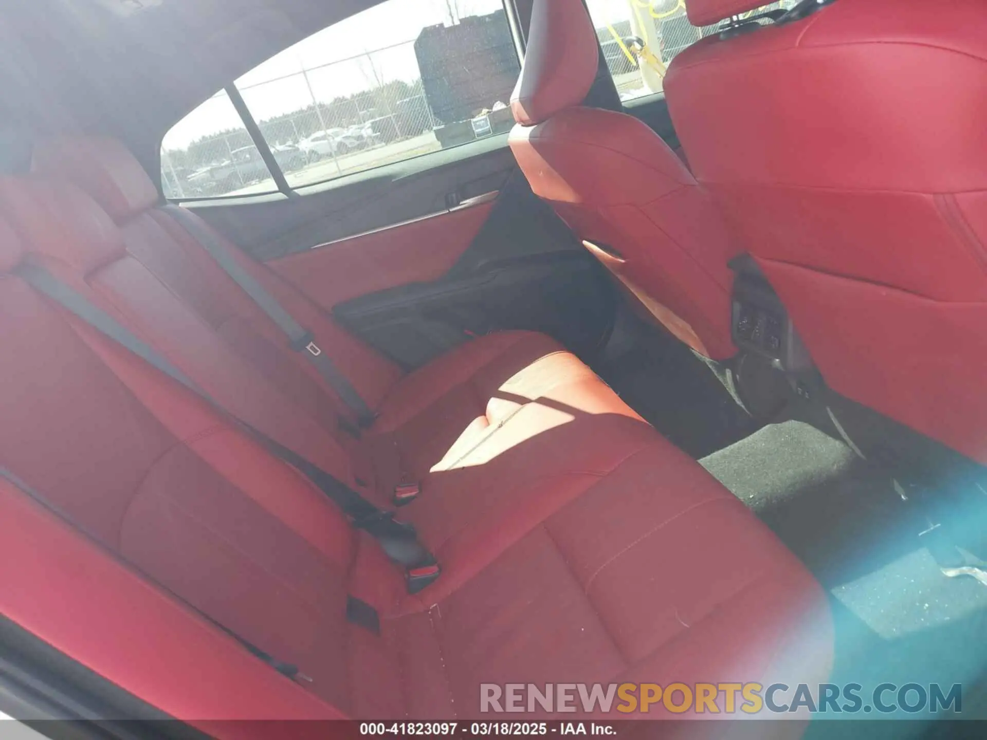 8 Фотография поврежденного автомобиля 4T1DAACK7SU033649 TOYOTA CAMRY 2025