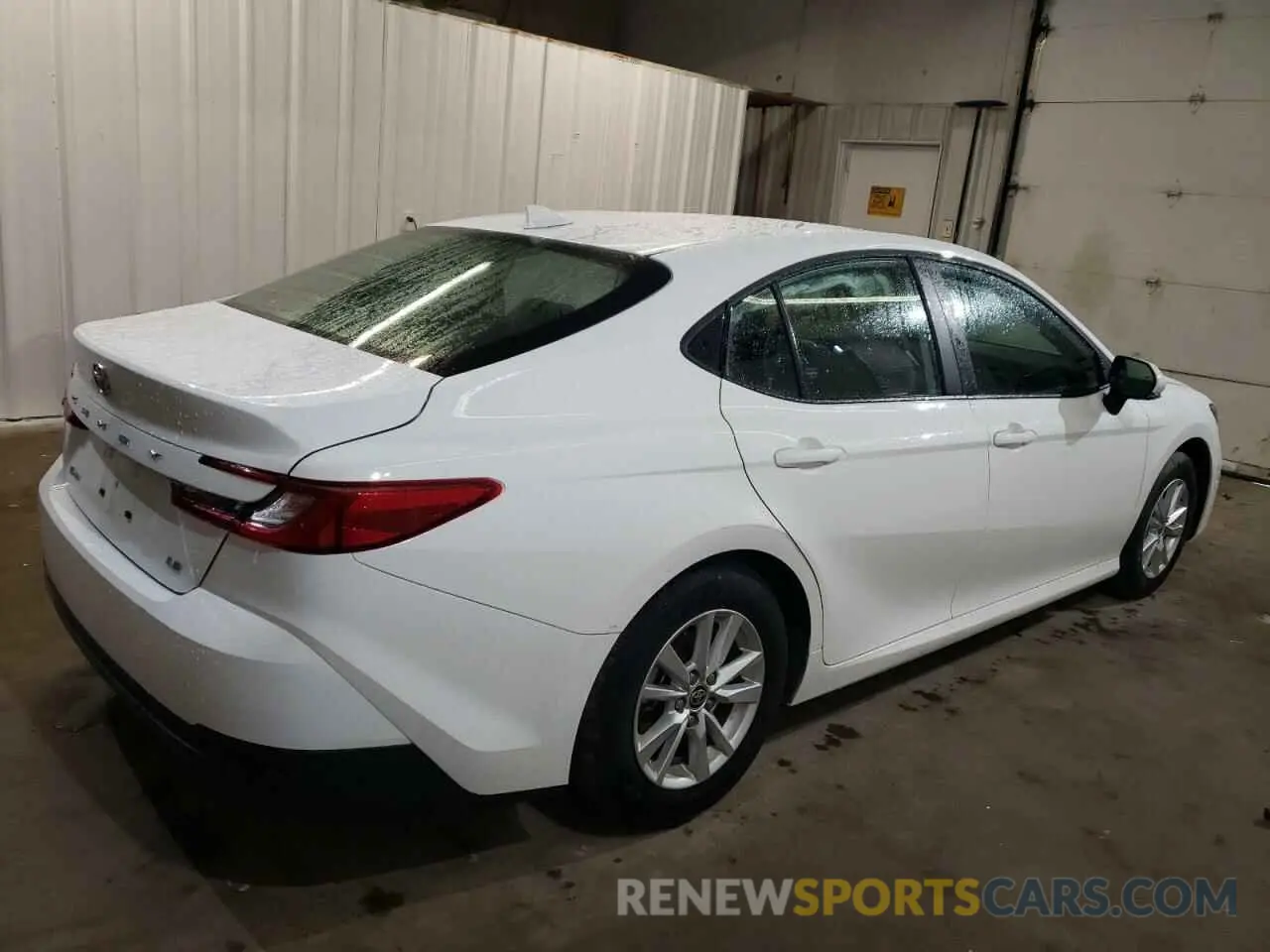 3 Photograph of a damaged car 4T1DAACK7SU033988 TOYOTA CAMRY 2025