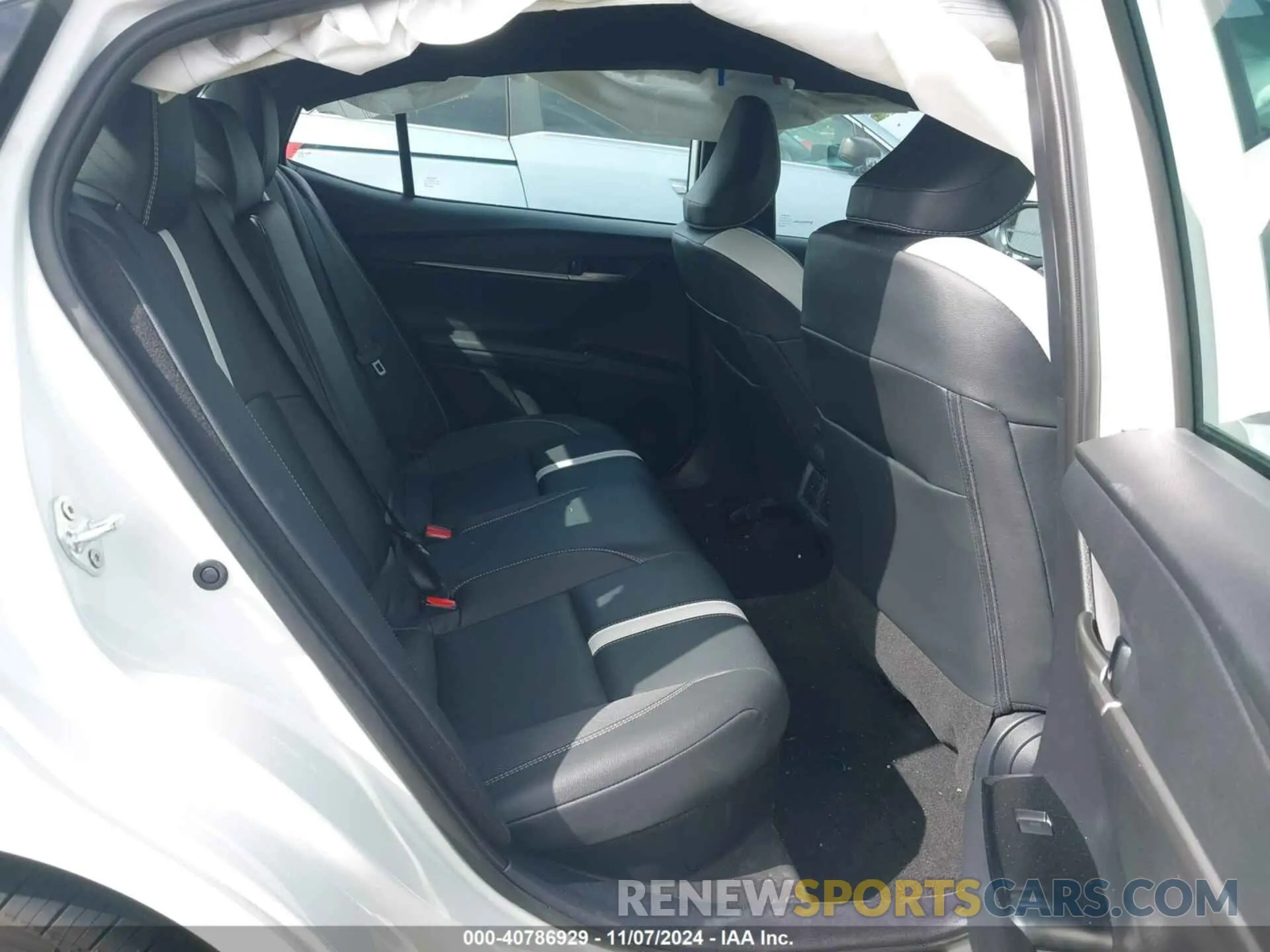 8 Фотография поврежденного автомобиля 4T1DAACK7SU048183 TOYOTA CAMRY 2025
