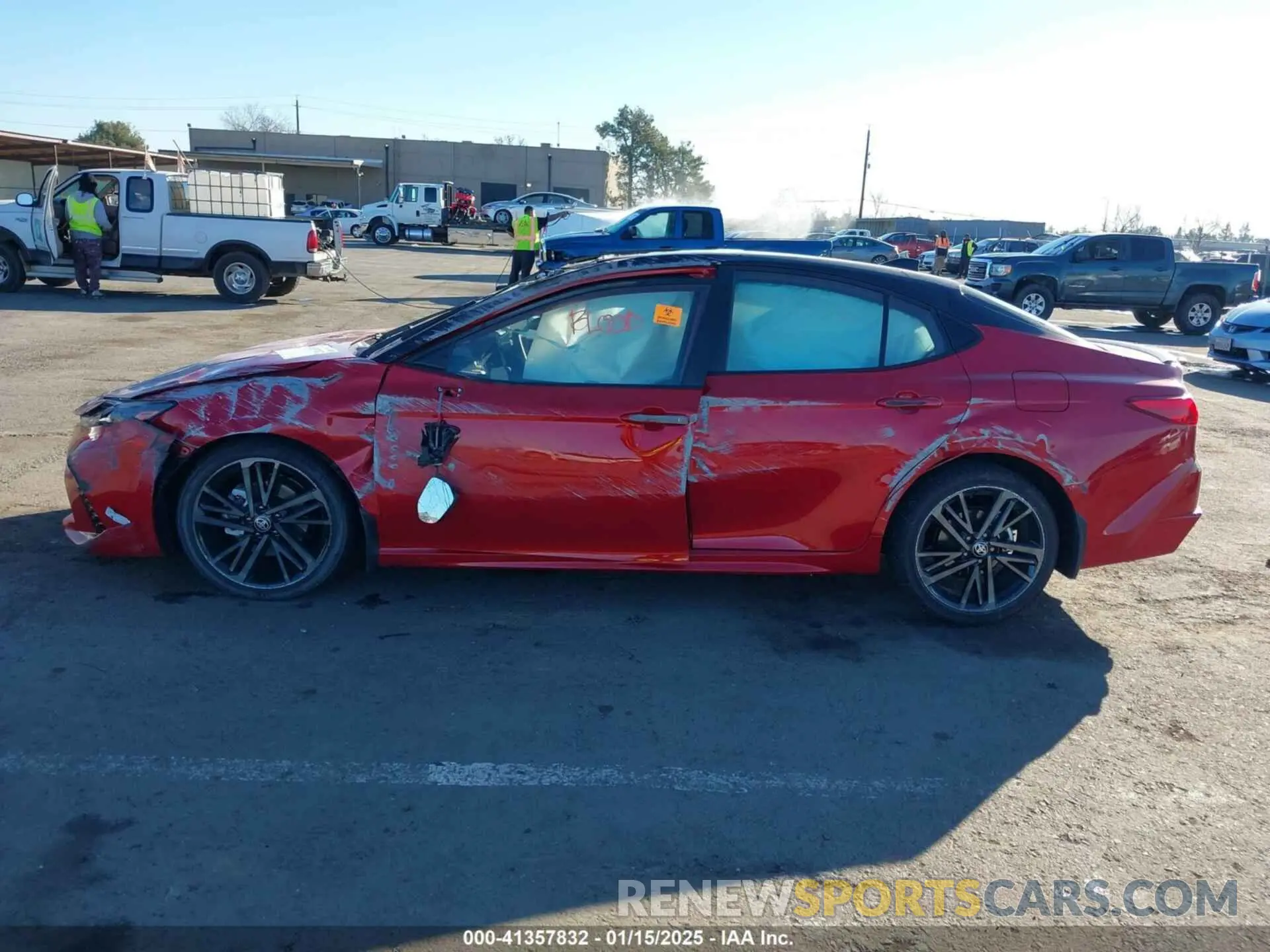 14 Фотография поврежденного автомобиля 4T1DAACK7SU048944 TOYOTA CAMRY 2025
