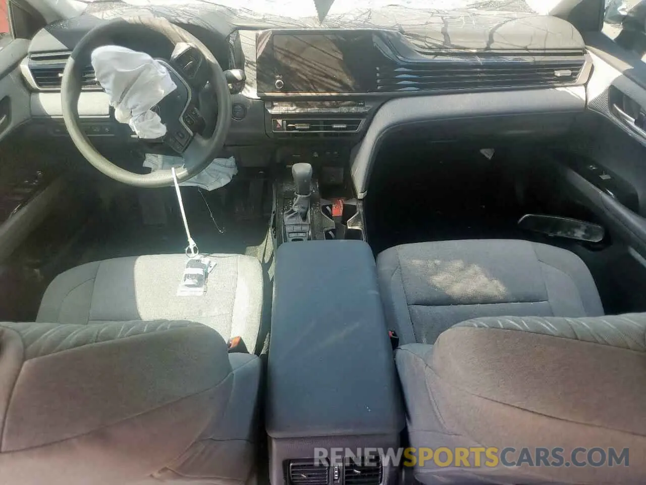 8 Фотография поврежденного автомобиля 4T1DAACK7SU069339 TOYOTA CAMRY 2025
