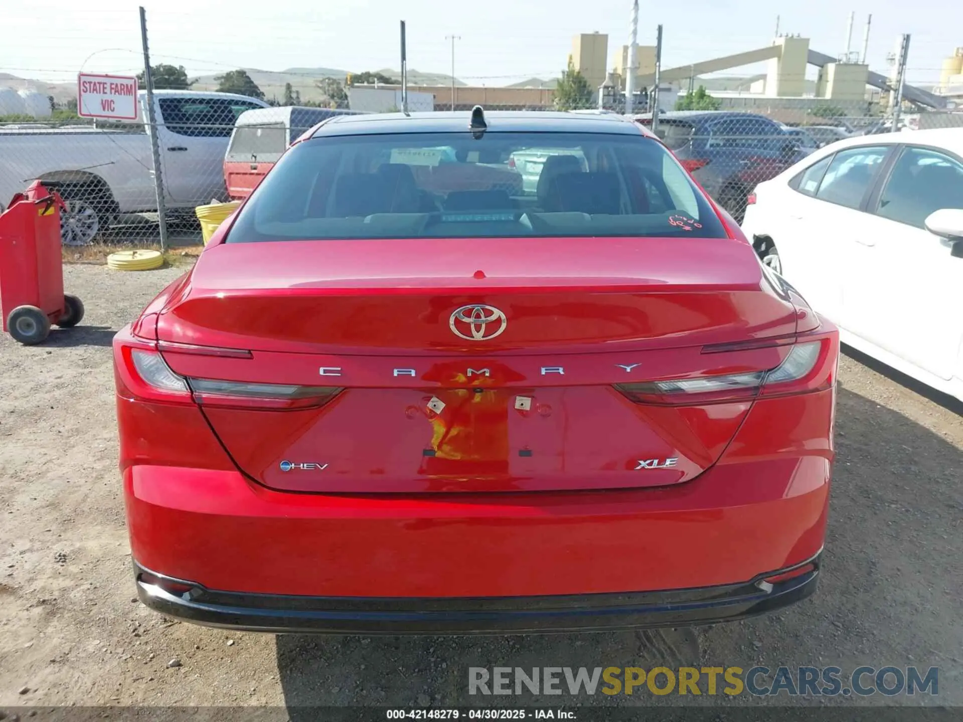 16 Photograph of a damaged car 4T1DAACK7SU074170 TOYOTA CAMRY 2025
