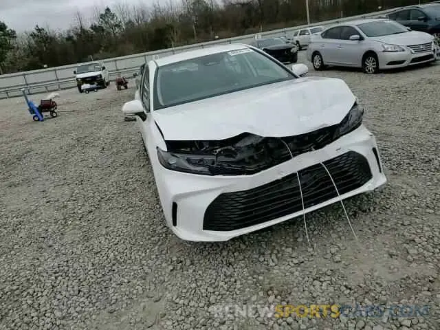 11 Photograph of a damaged car 4T1DAACK7SU083791 TOYOTA CAMRY 2025