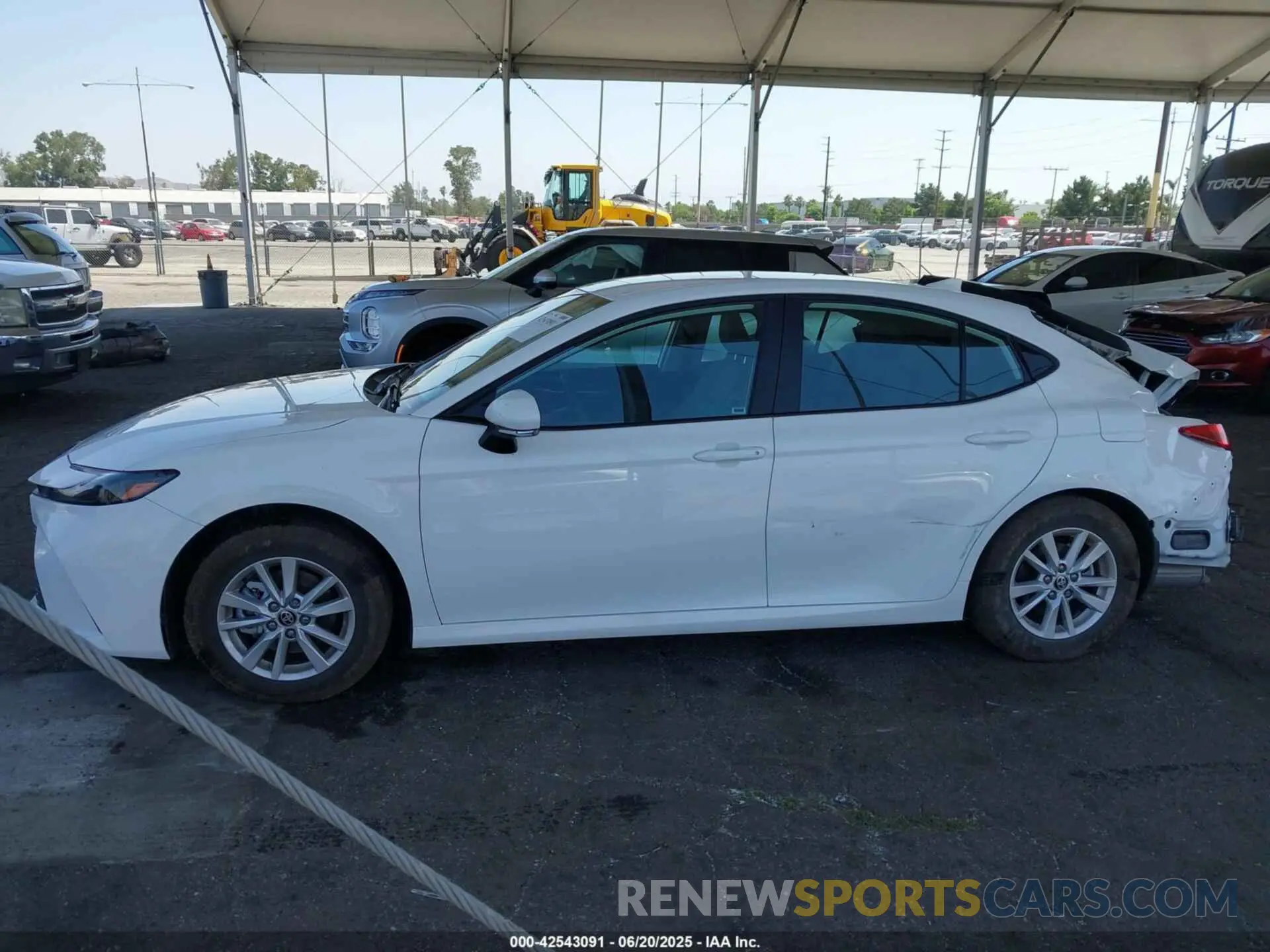 14 Фотография поврежденного автомобиля 4T1DAACK7SU087615 TOYOTA CAMRY 2025