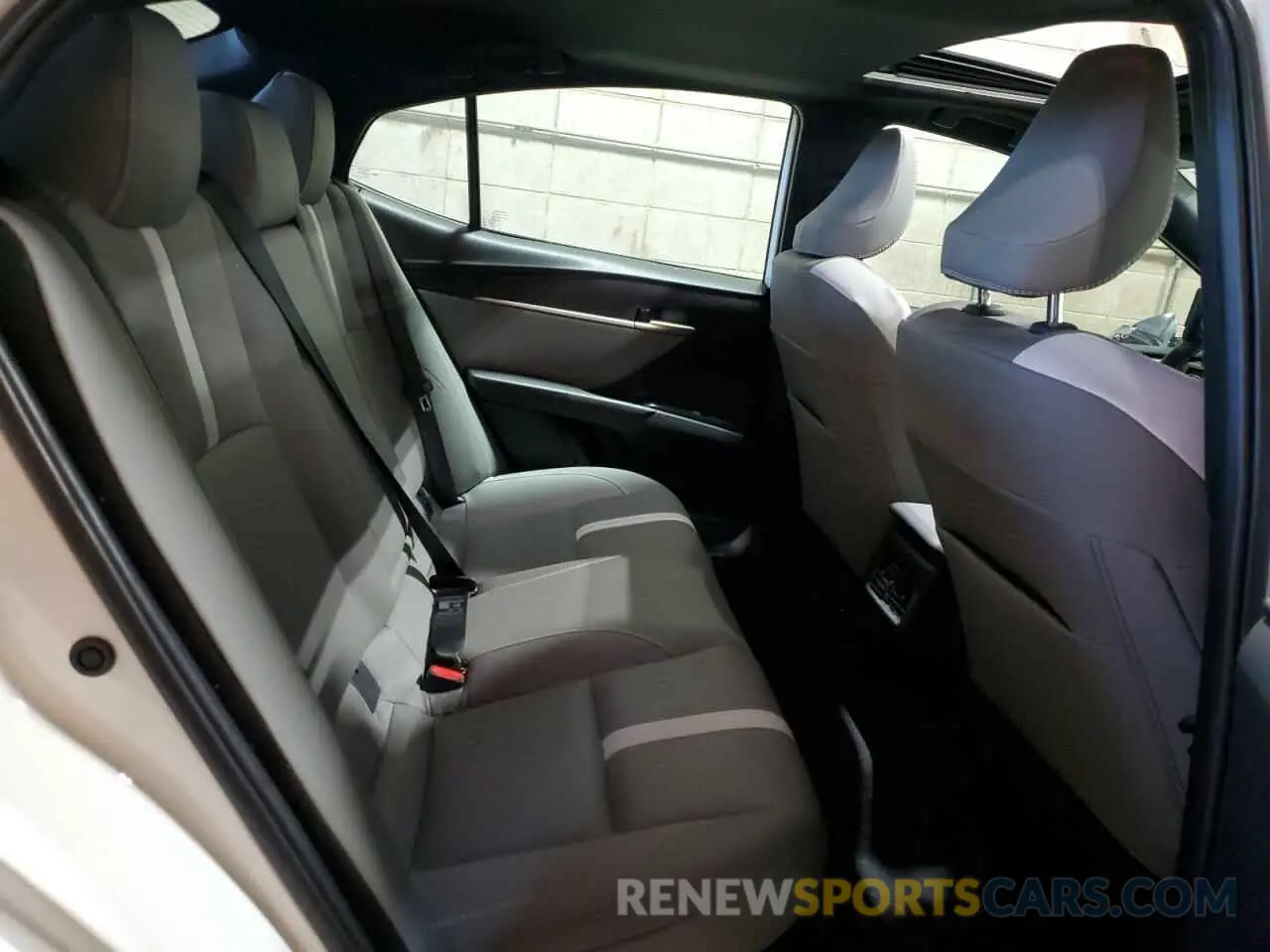 10 Фотография поврежденного автомобиля 4T1DAACK7SU088036 TOYOTA CAMRY 2025