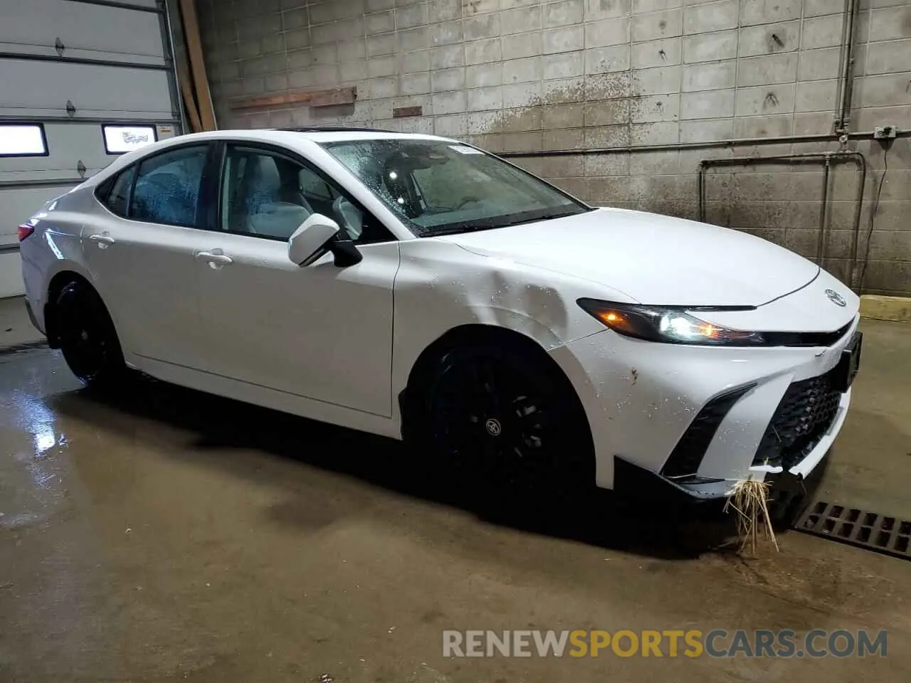 4 Фотография поврежденного автомобиля 4T1DAACK7SU088036 TOYOTA CAMRY 2025