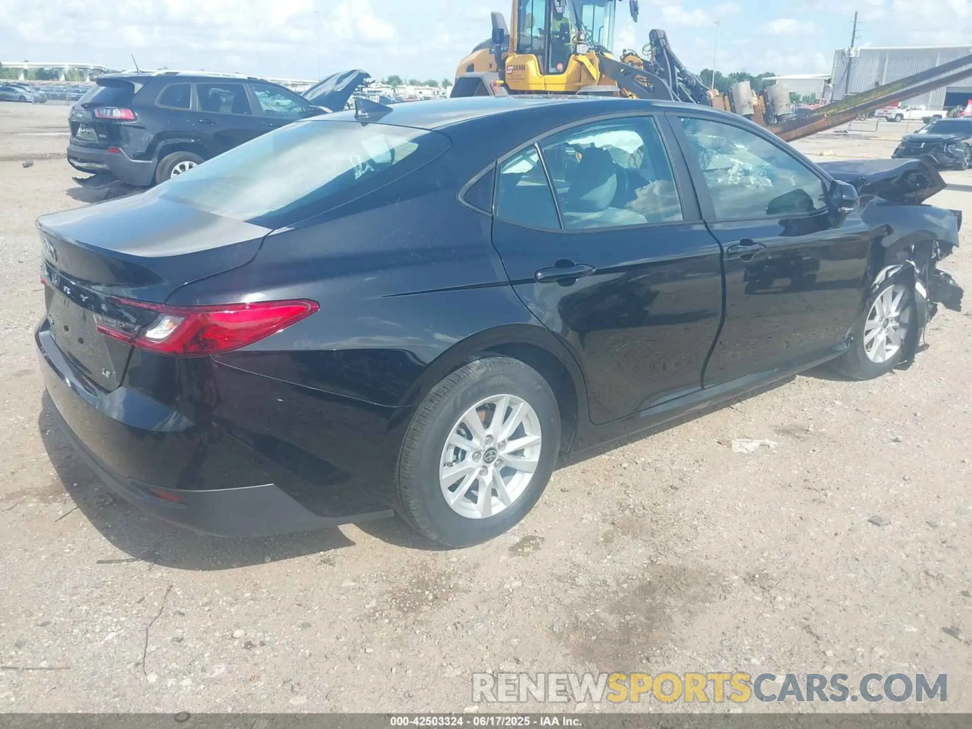 4 Photograph of a damaged car 4T1DAACK7SU158358 TOYOTA CAMRY 2025
